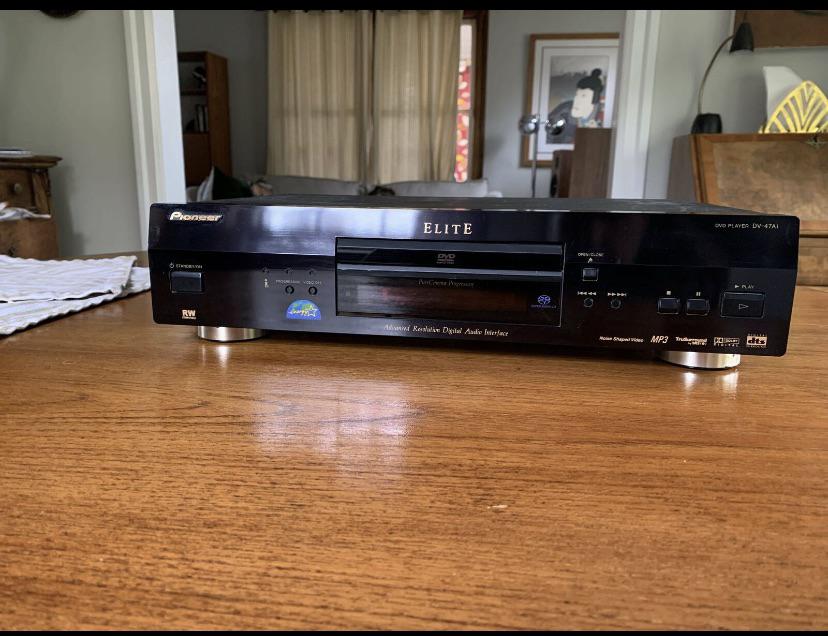 Free find! Pioneer Elite DVD player. New CD transport for me!! r