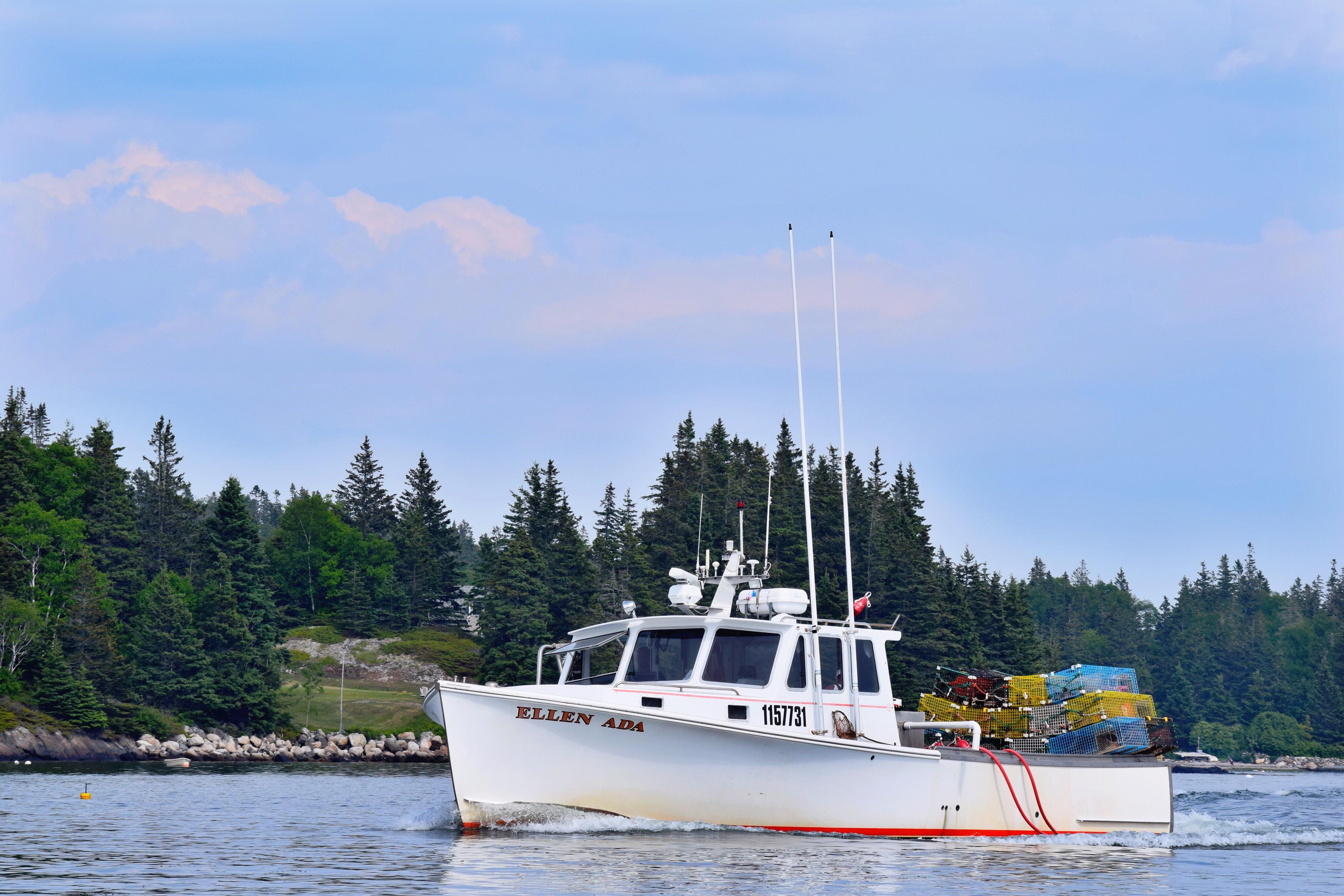 Maine Lobster Boat [OC] [6000x4000] r/boatporn
