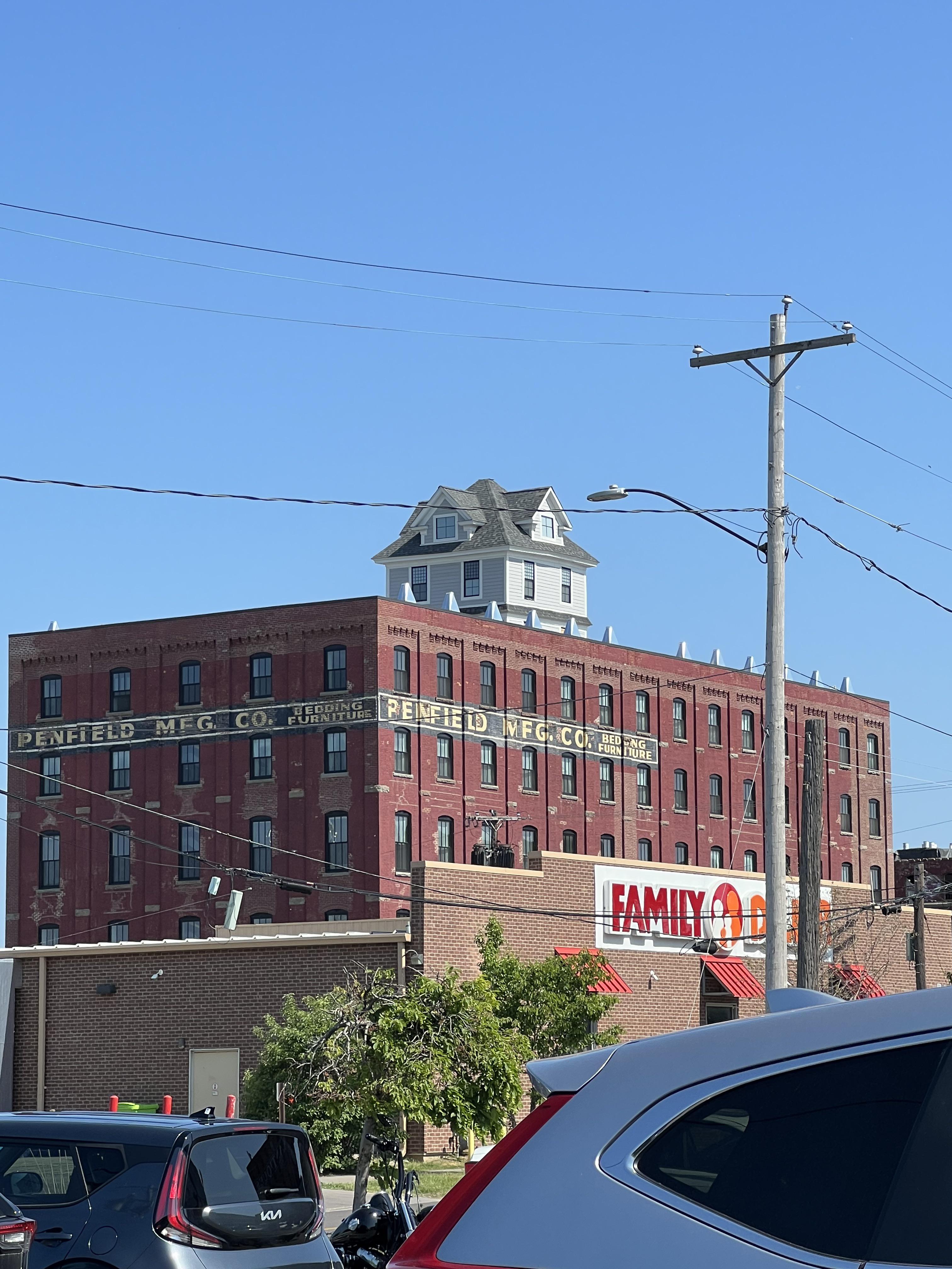This House on Top of A Warehouse in Syracuse, NY r/mildlyinteresting