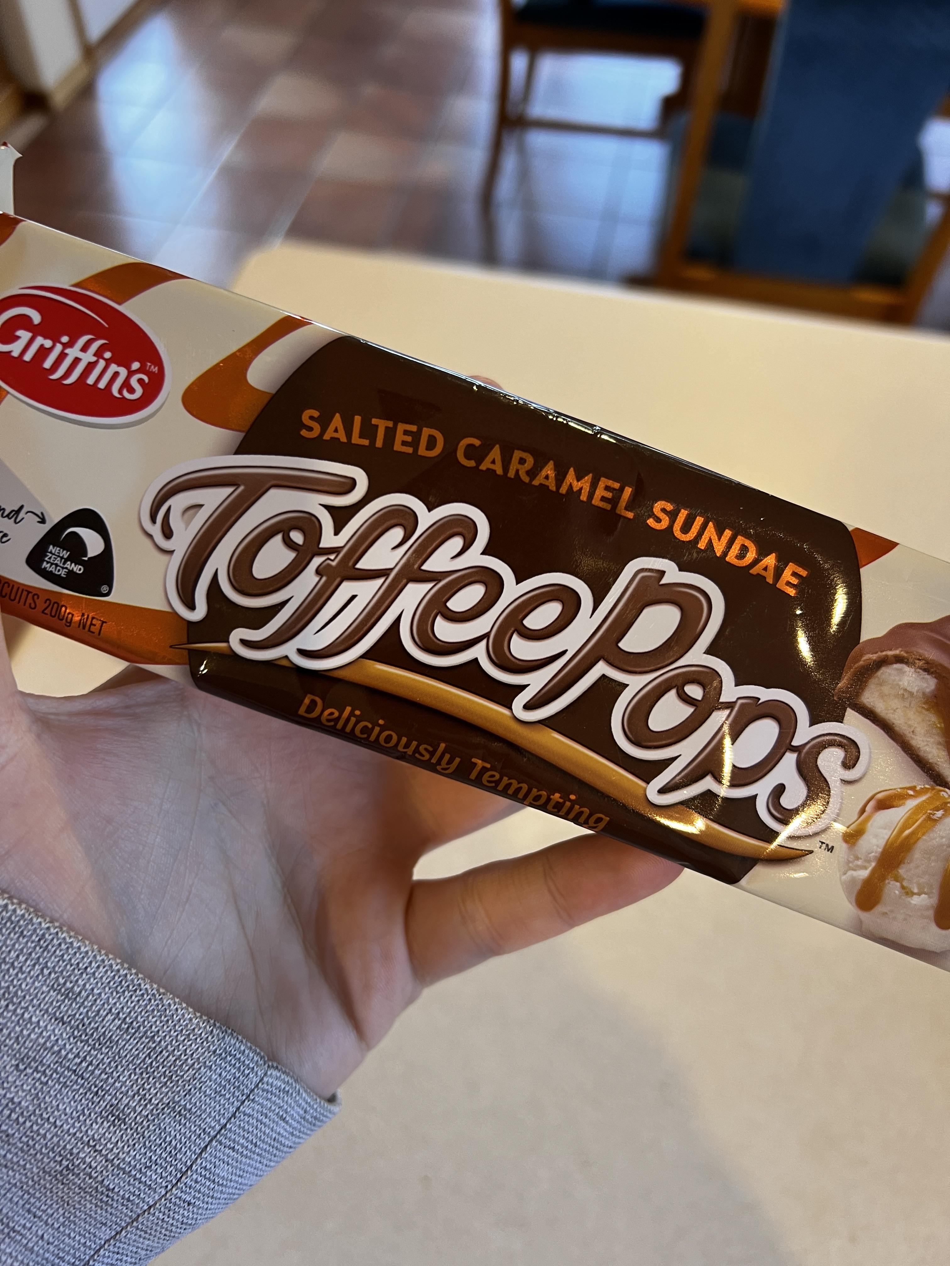 Caramel sundae toffee pops 🤤 newzealand