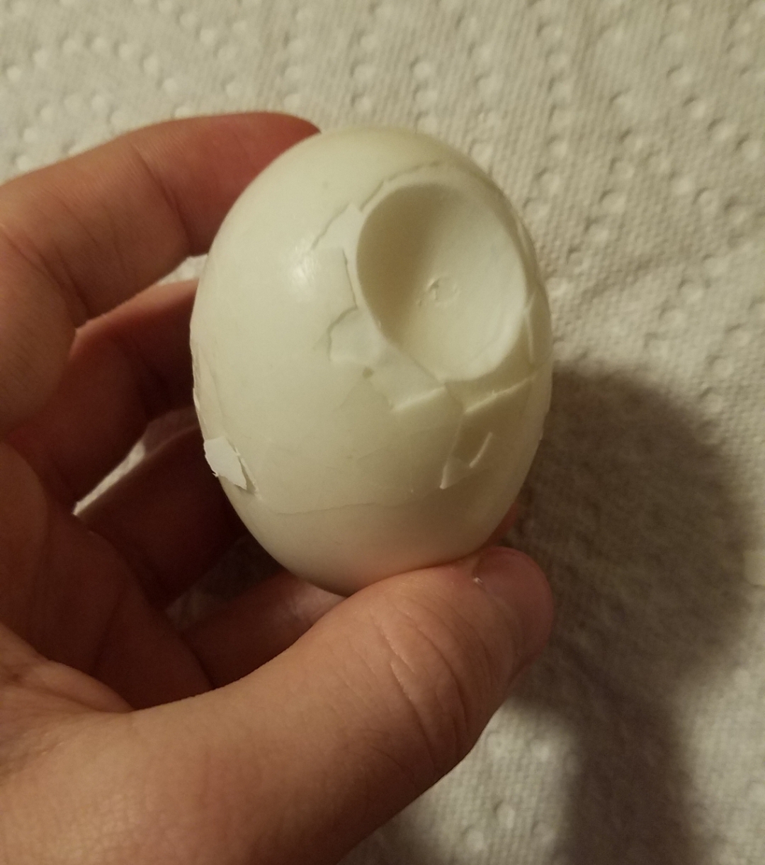 The air pocket in my boiled egg makes it look like the Death Star r