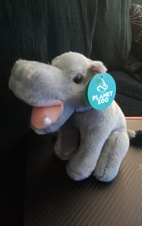 I won a Zoo plushie a few weeks ago, it just arrived ) r