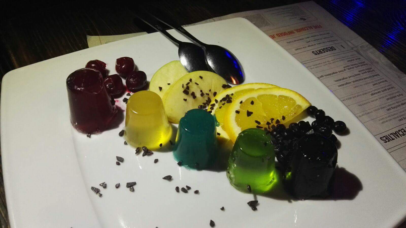 Fanciest jello shots I've ever had. r/mildlyinteresting