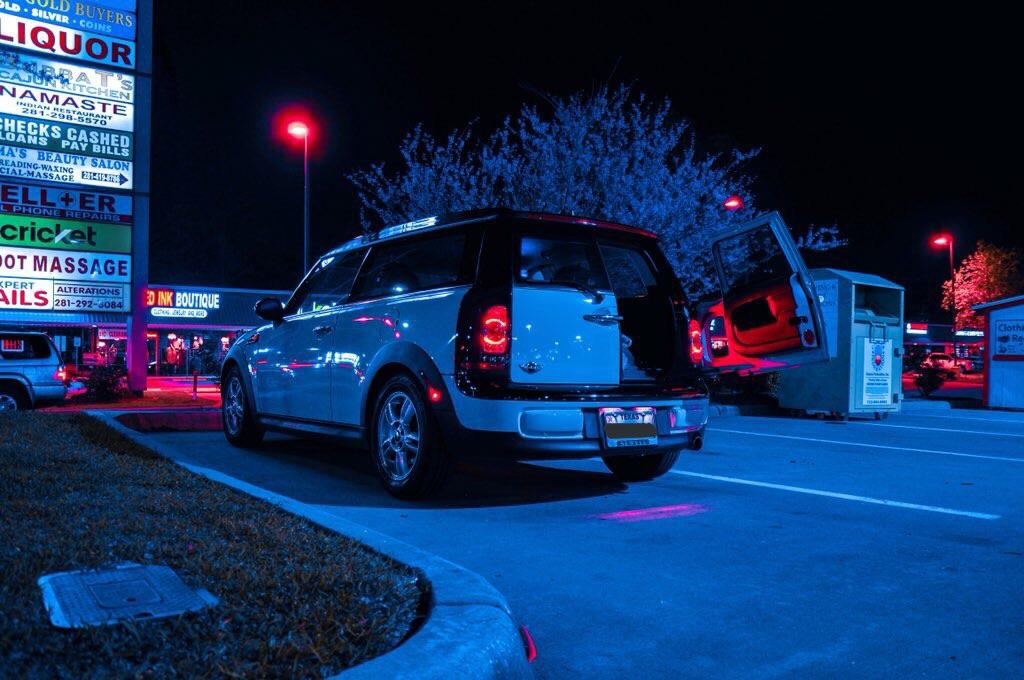 HEB Parking lot My second time shooting at night r/pics