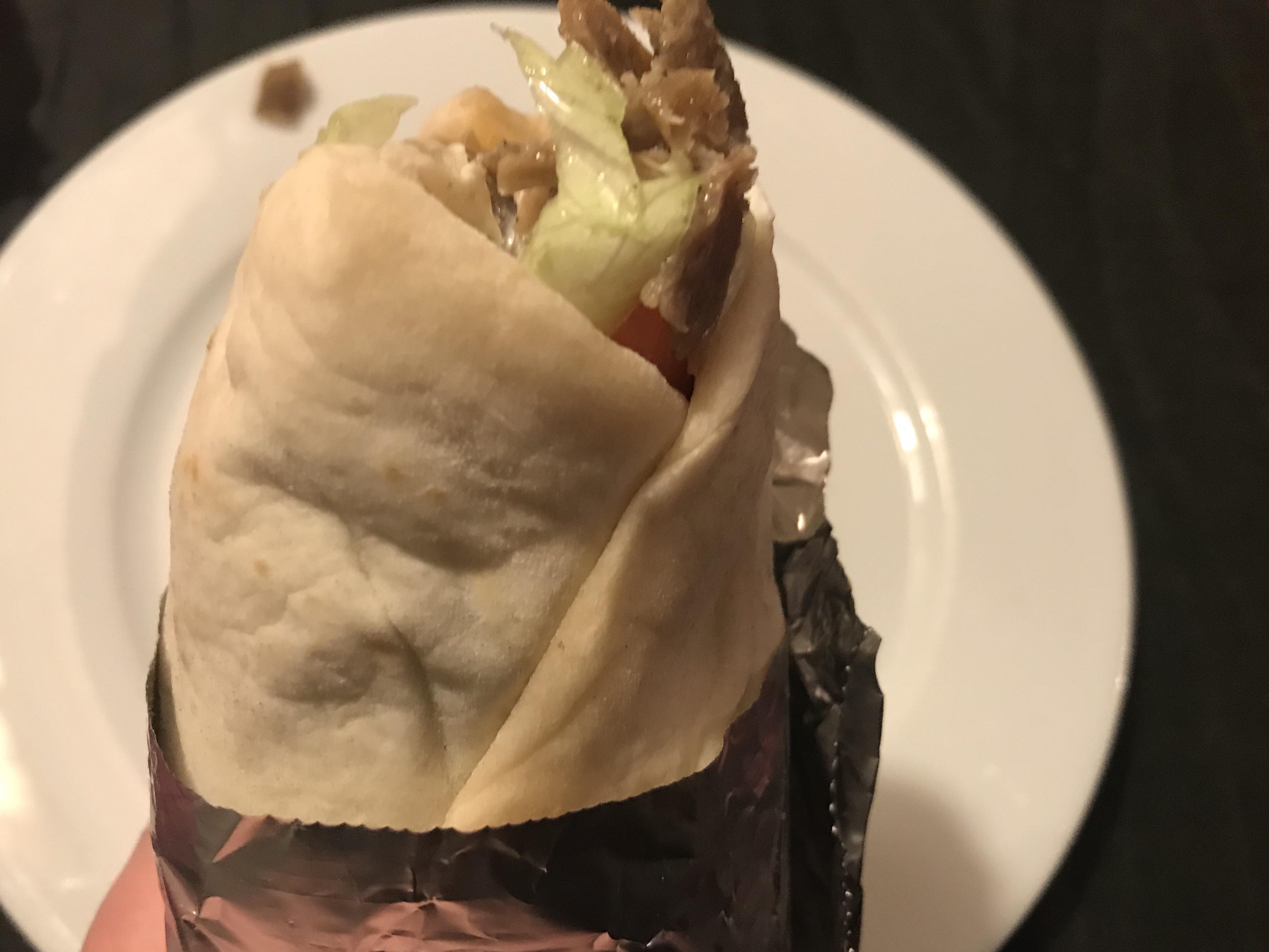 När han säger smaklig måltid och man svarar tack detsamma... Smaklig