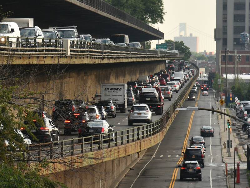 Section of the BrooklynQueens Expressway, NYC r/InfrastructurePorn
