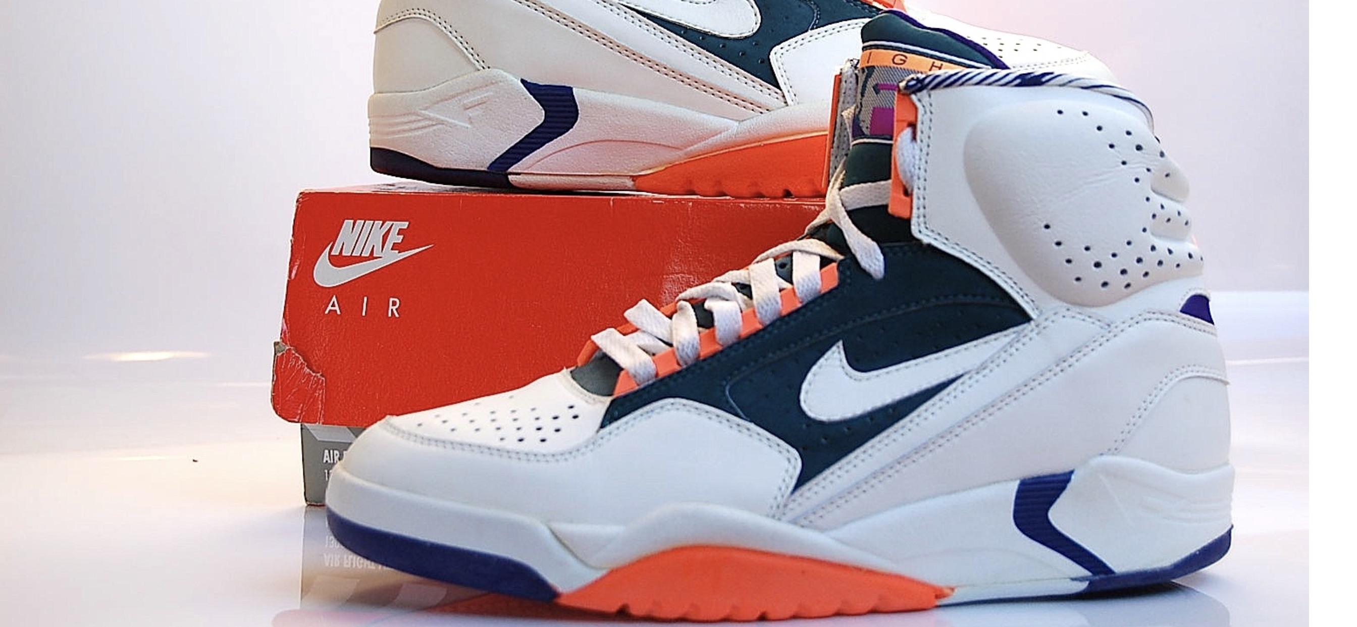 Anybody know where I could locate a pair of these? 199192 Nike air