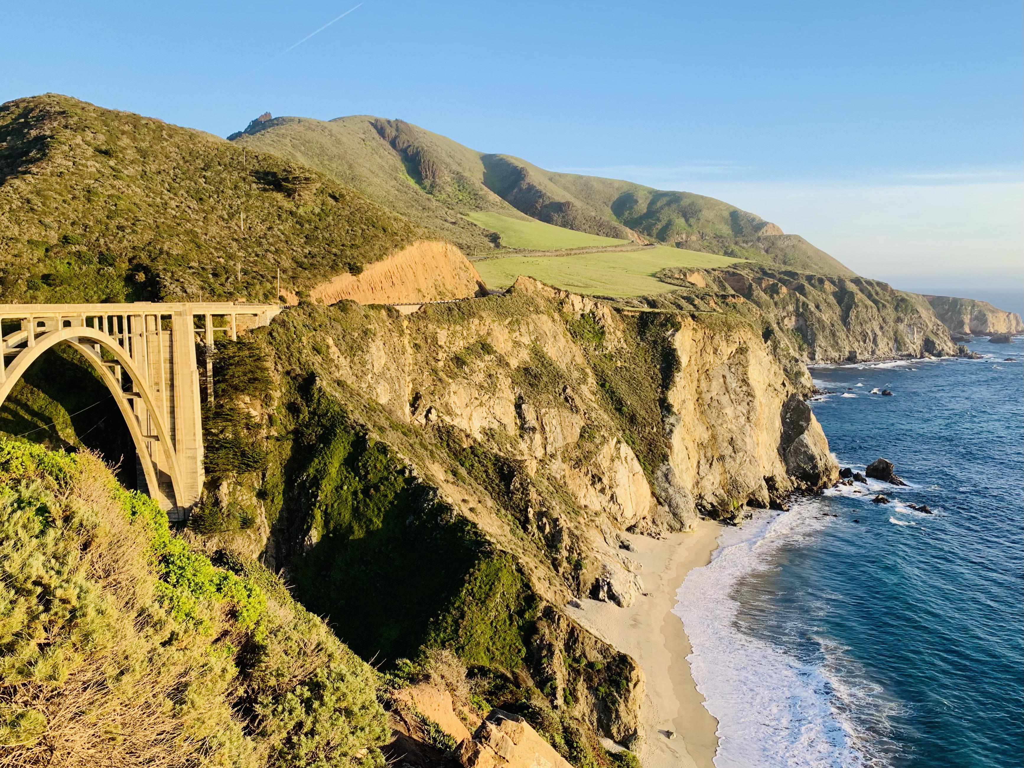 Bixby bridge, Highway 1, Monterey, California r/bridgeporn