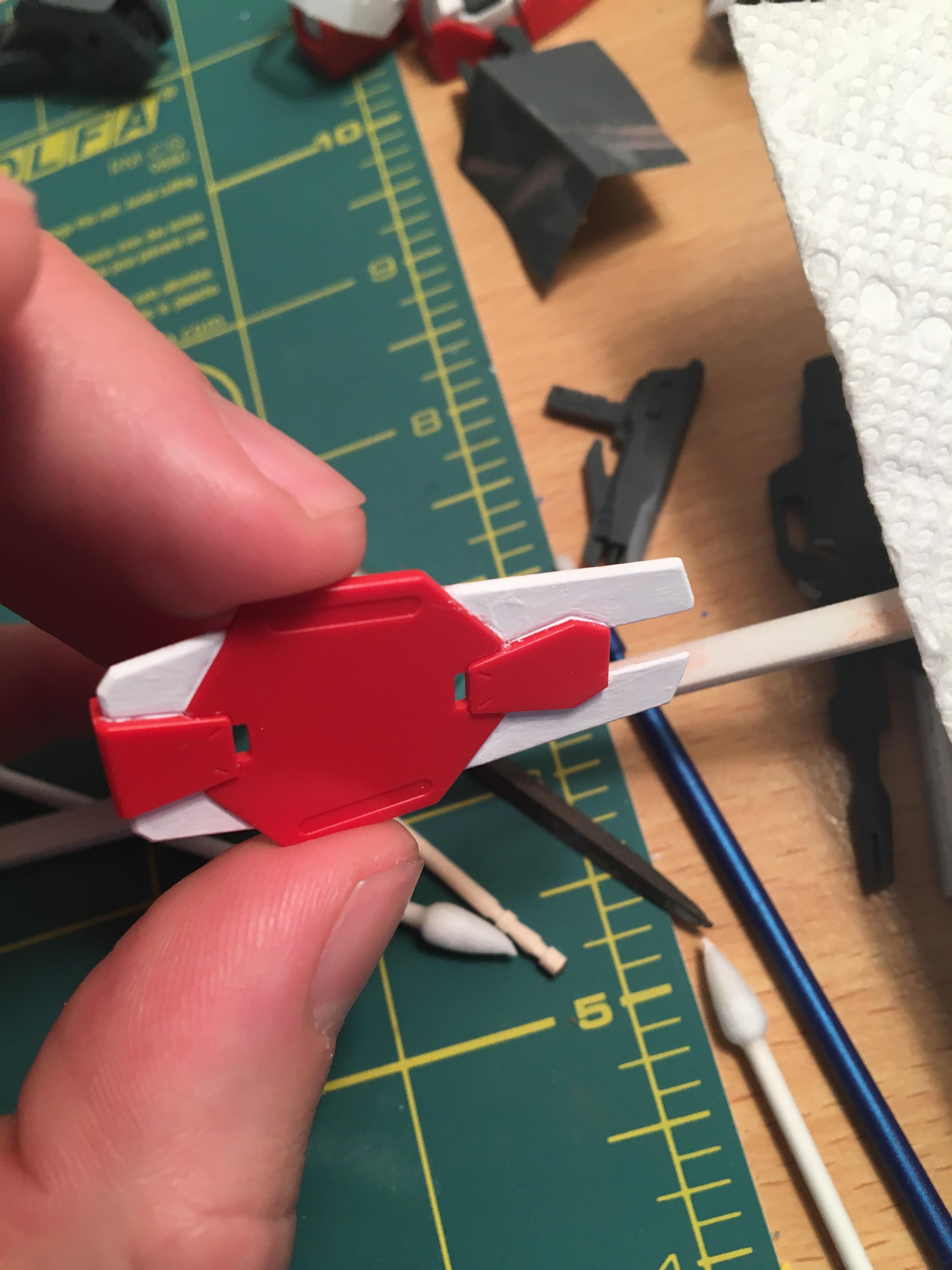 First time hand painting. Tips appreciated! r/Gunpla