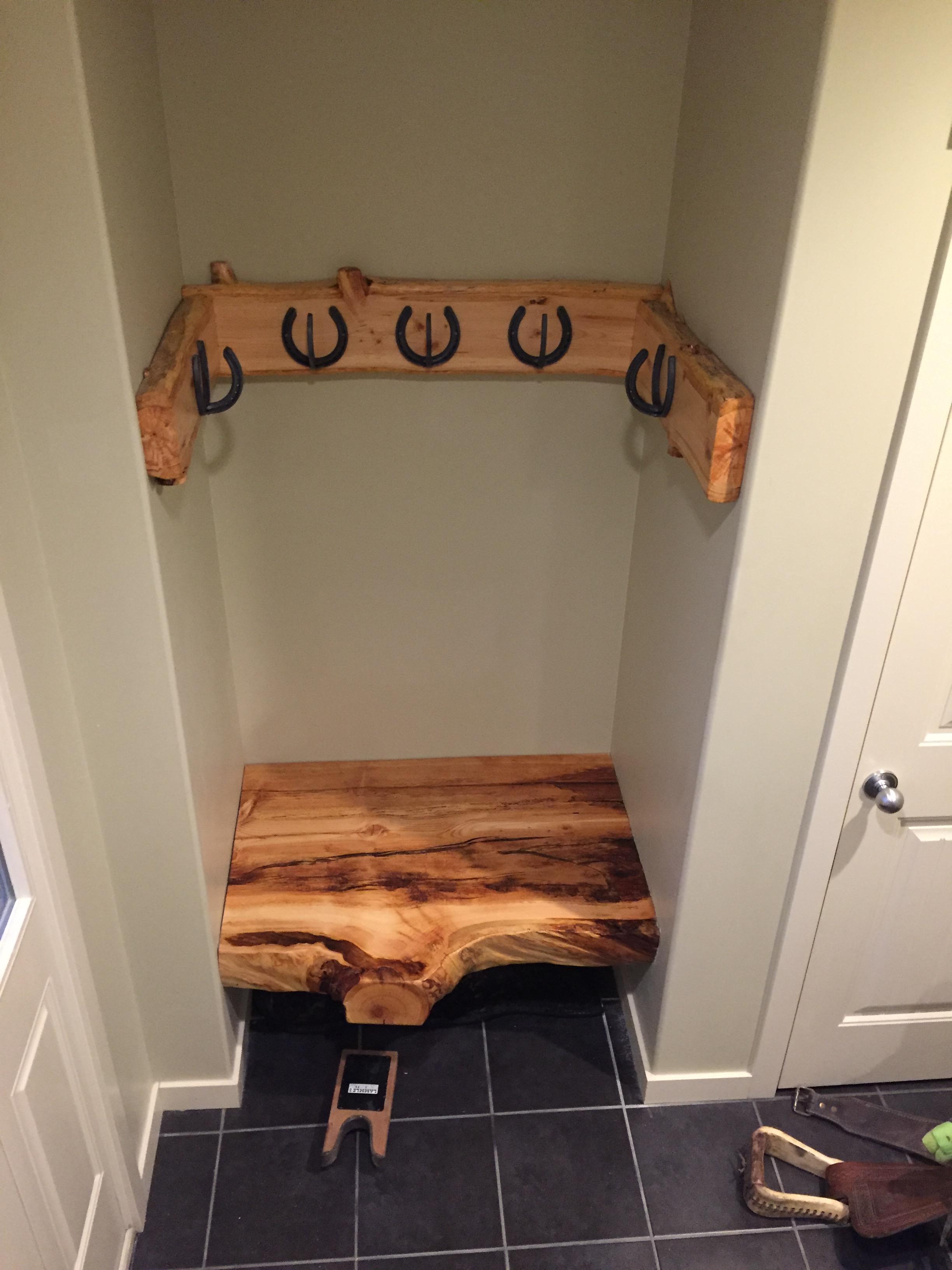Entryway bench, coat hangers. r/woodworking