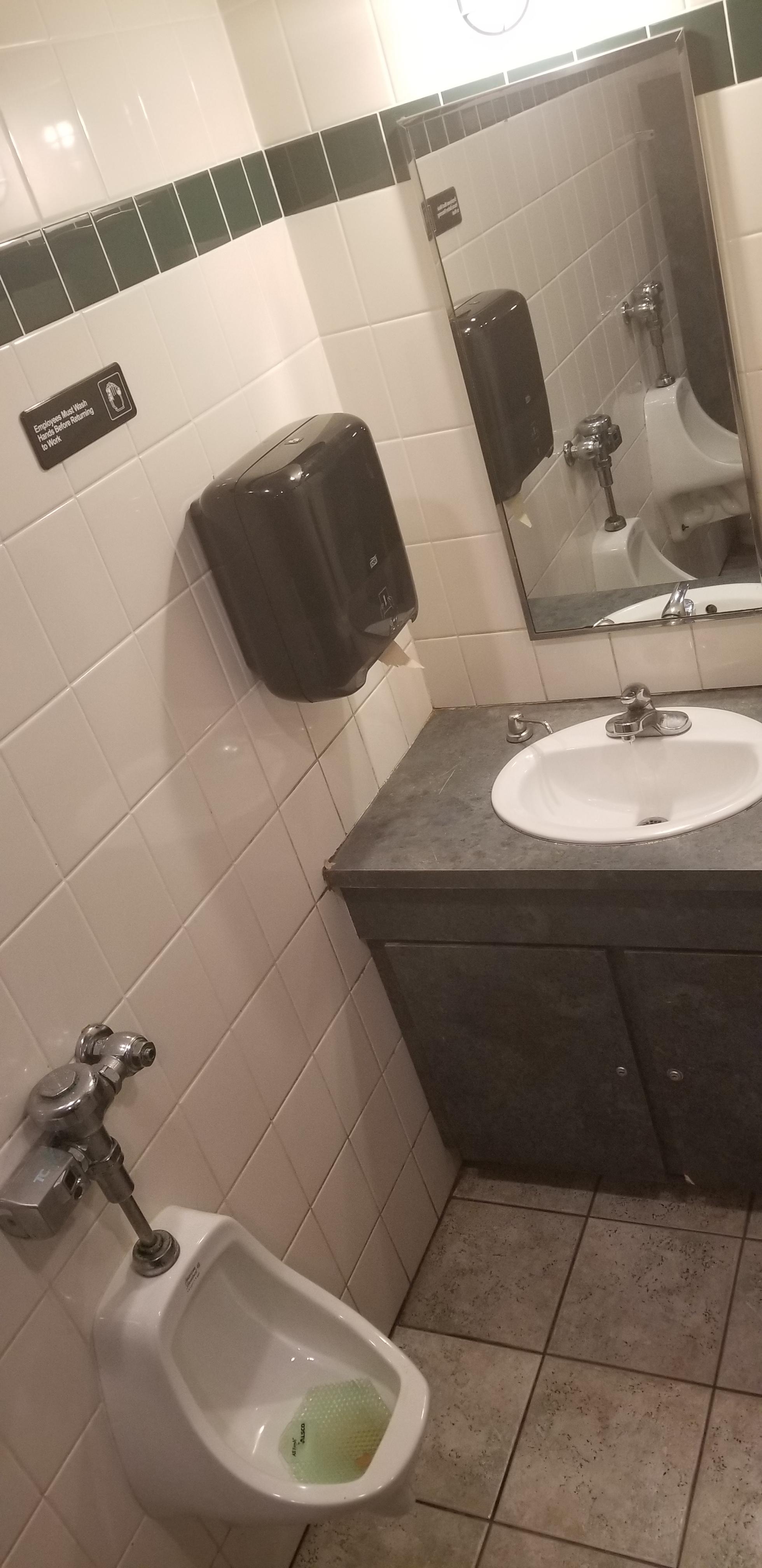 The placement of these urinals... no privacy r/CrappyDesign