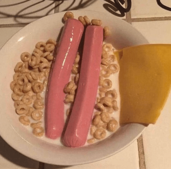 👌For an amazing hot dog cereal dish, Just 1 More is the place to be! 👌👌