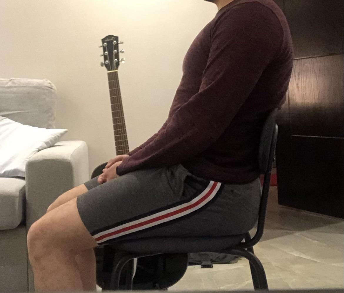 Having Trouble Jerking Off, is the Chair too High? r/guitarcirclejerk