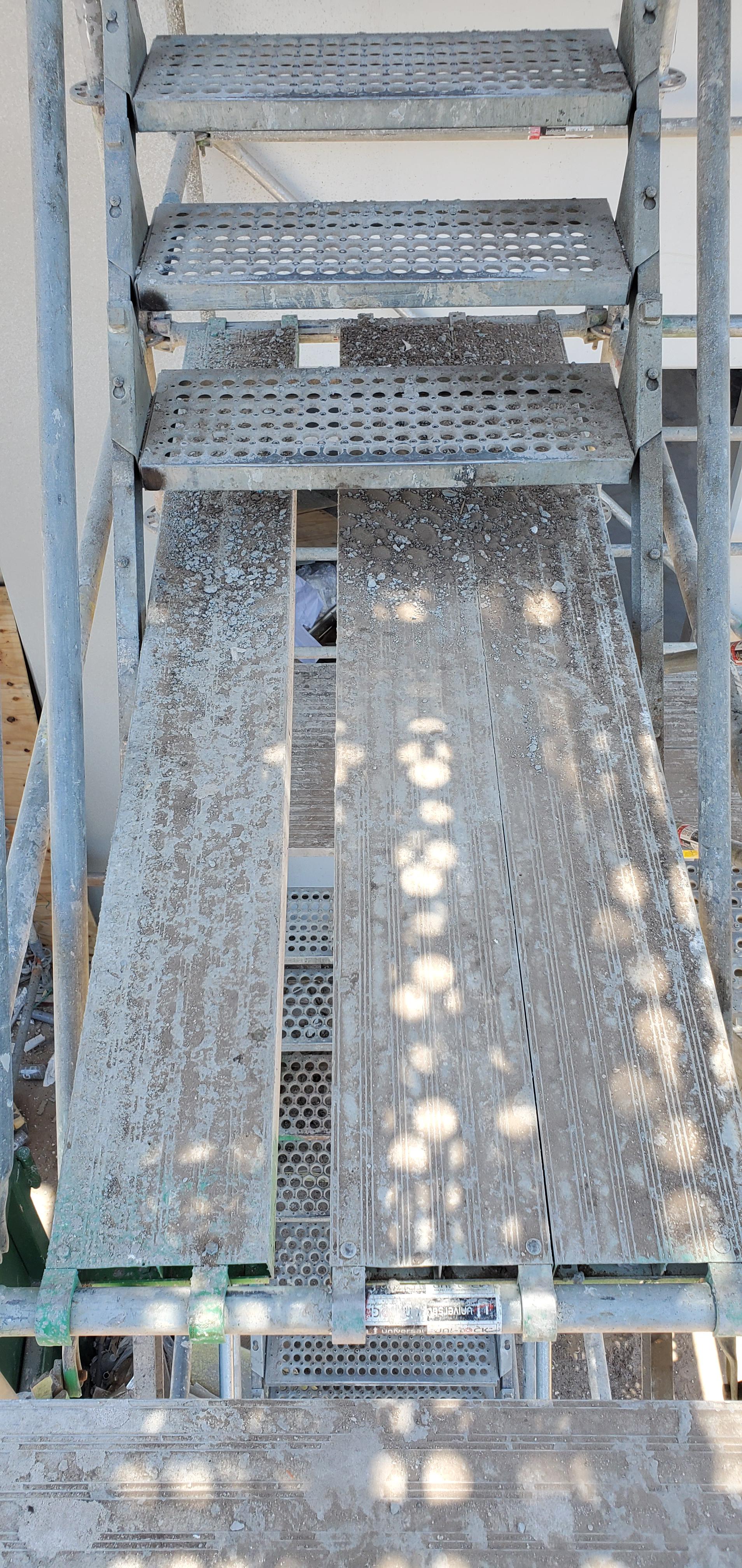 What are the spacing requirements on on scaffolding? This is 3rd floor