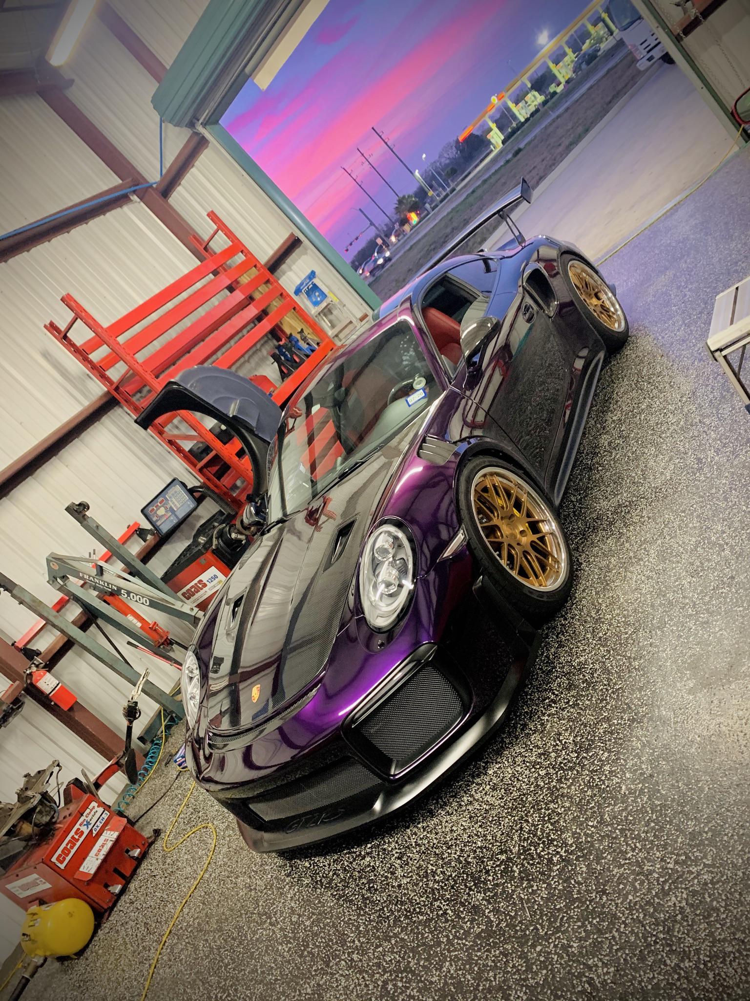 What do you guys think of the new wrap? Midnight purple 🙂 r/Porsche