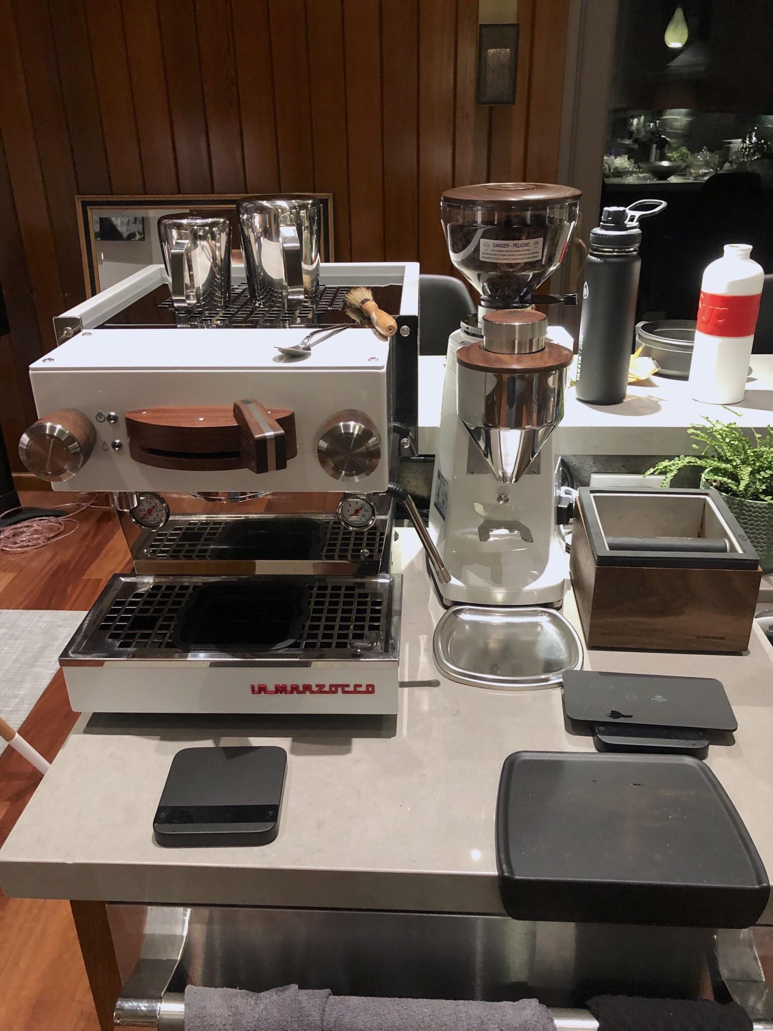 After 11 years of toiling away with an old Breville and Bodum grinder