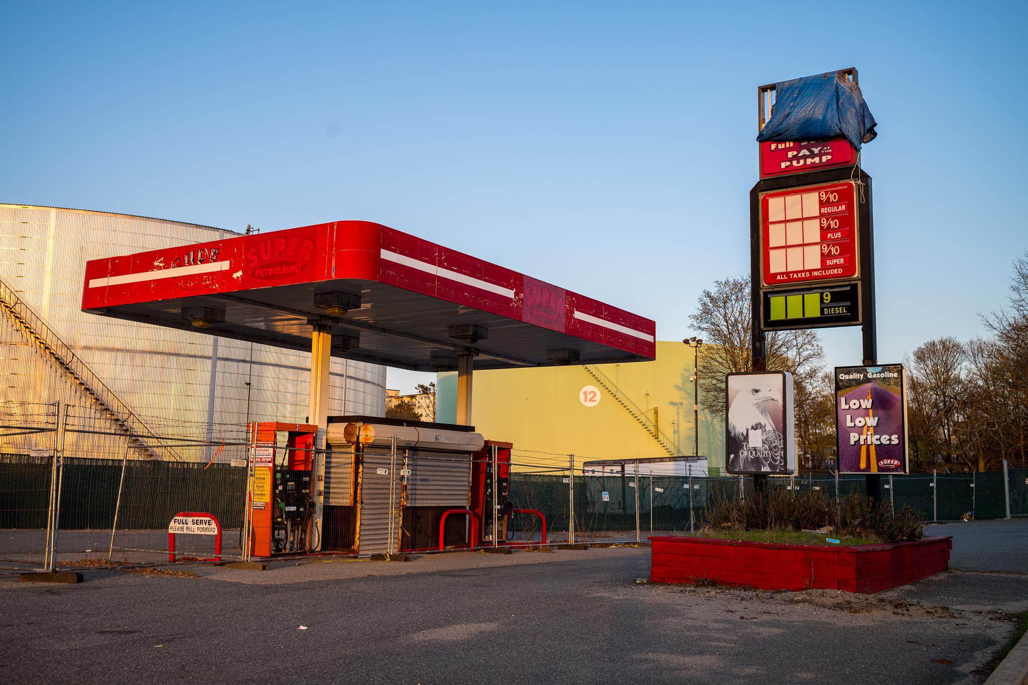 Heard through the grapevine that people like gas stations [ M10 + 35