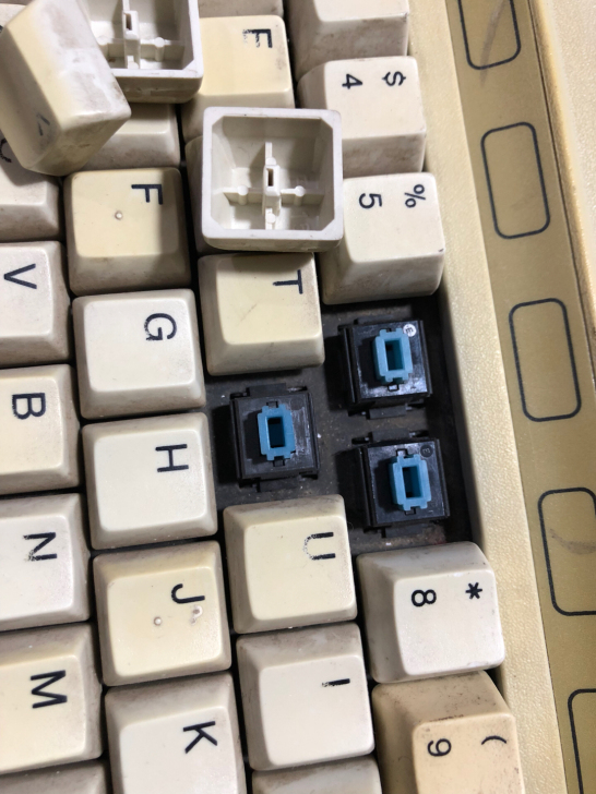 [Keyboard Spotting] Found A SKCM Blue Alps Board For 20 euro r/MechanicalKeyboards