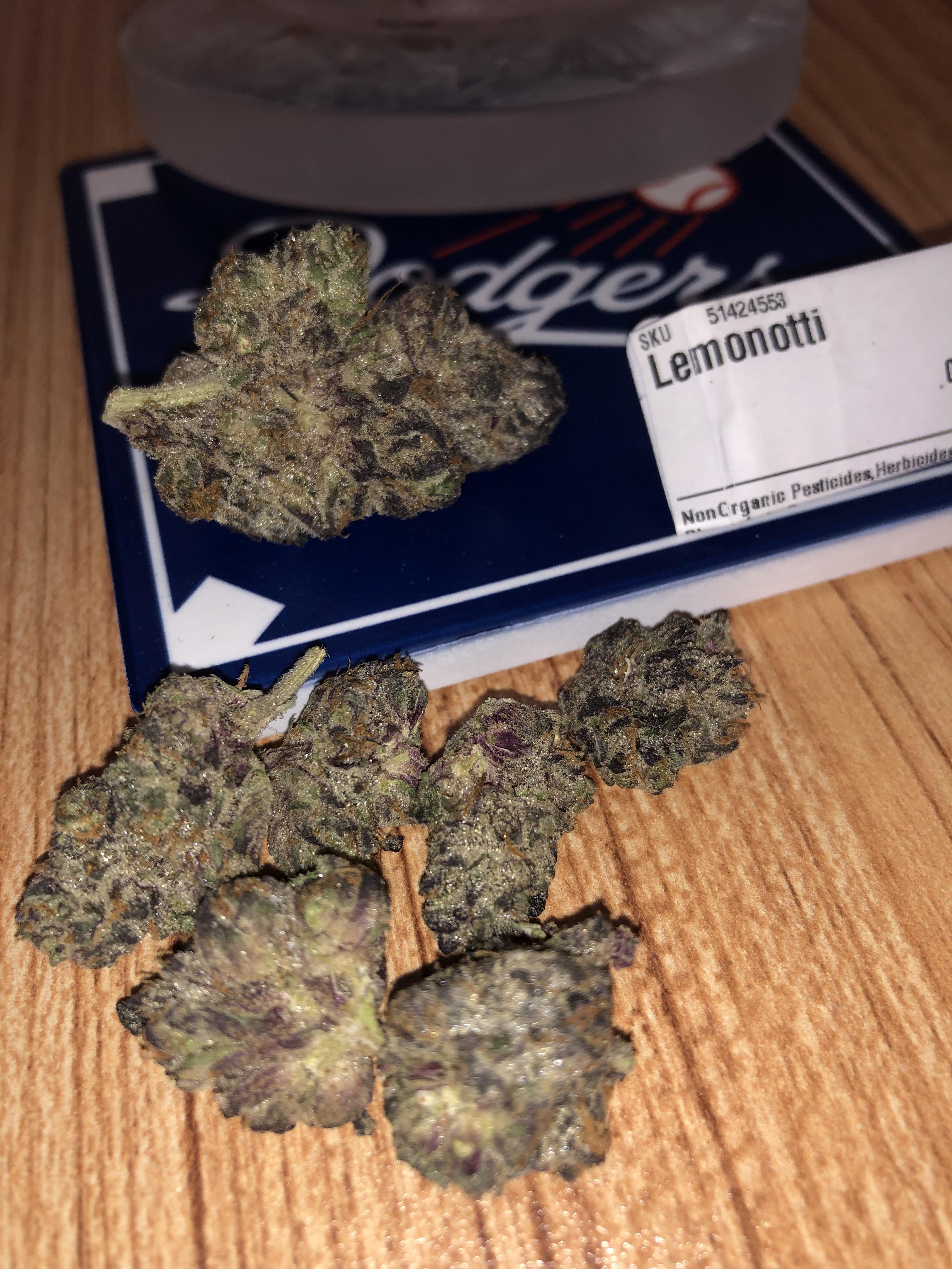 Best weed in Colorado 🍋 🔥 r/COents