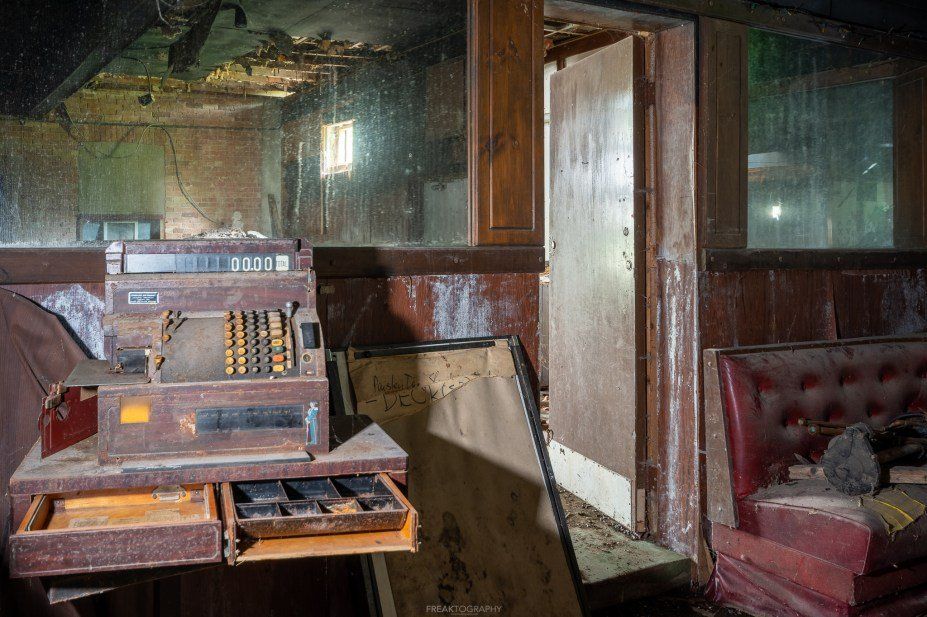 The Historic Paisley Inn Has Been Demolished r/ontario