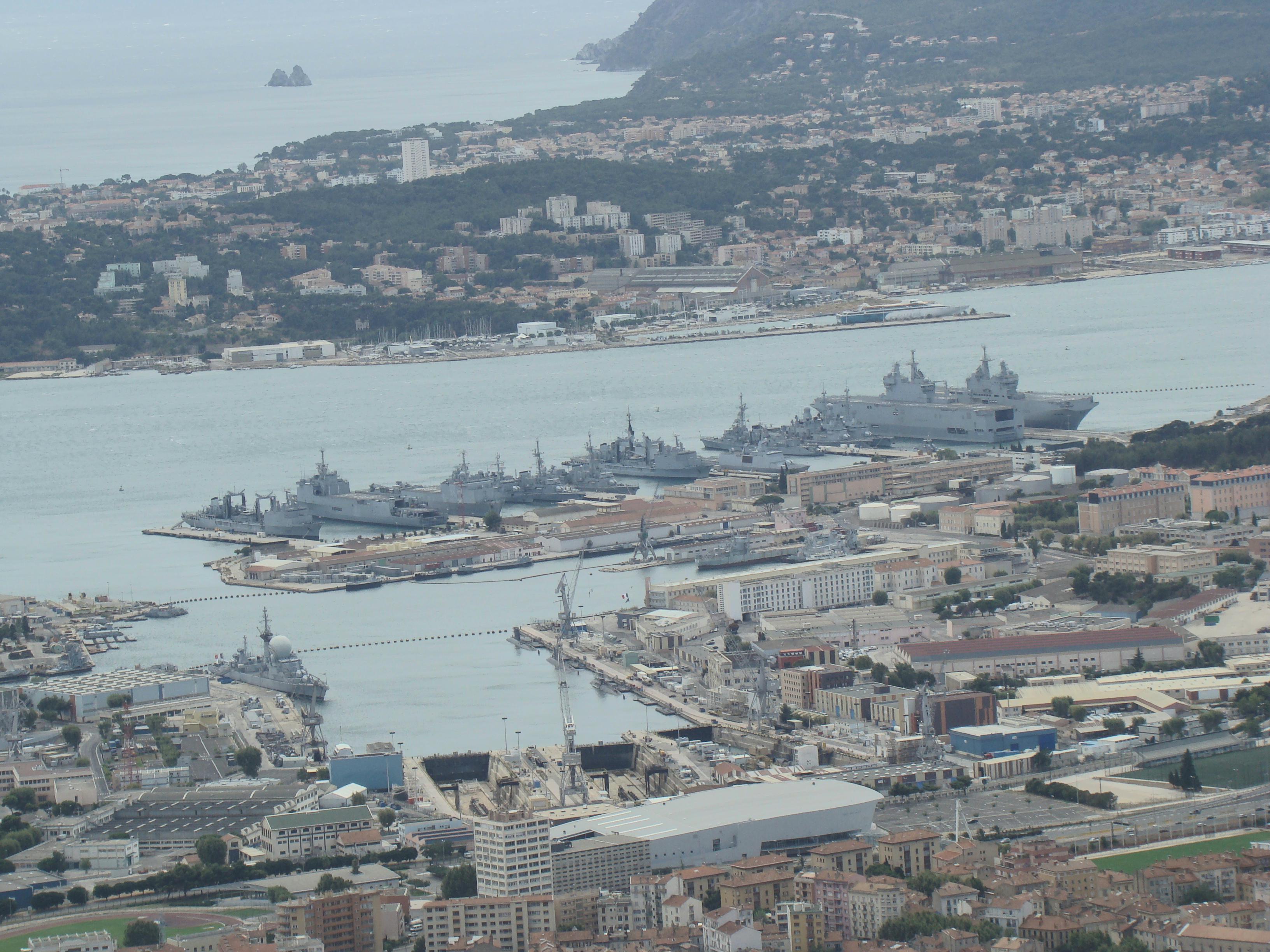 A view of the Toulon Arsenal, the main base of the French Navy. [3264×