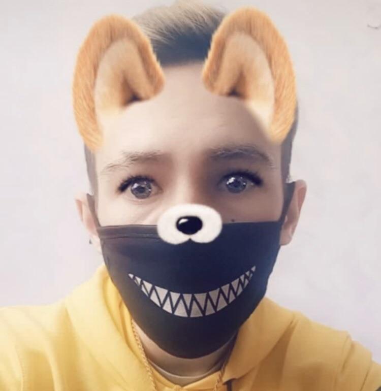 Mask and Snapchat filter r/awfuleverything