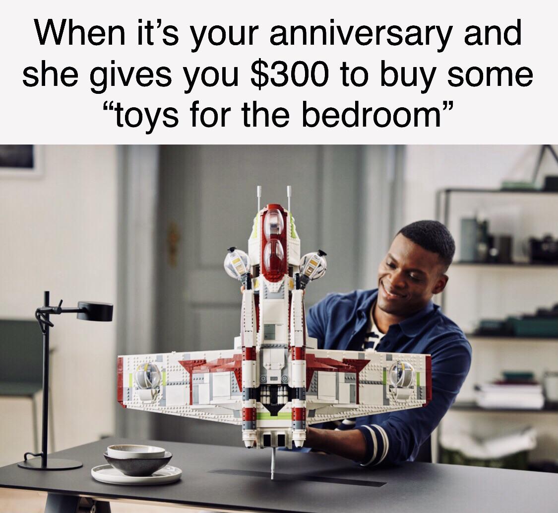 Sexy toys > sex toys r/memes