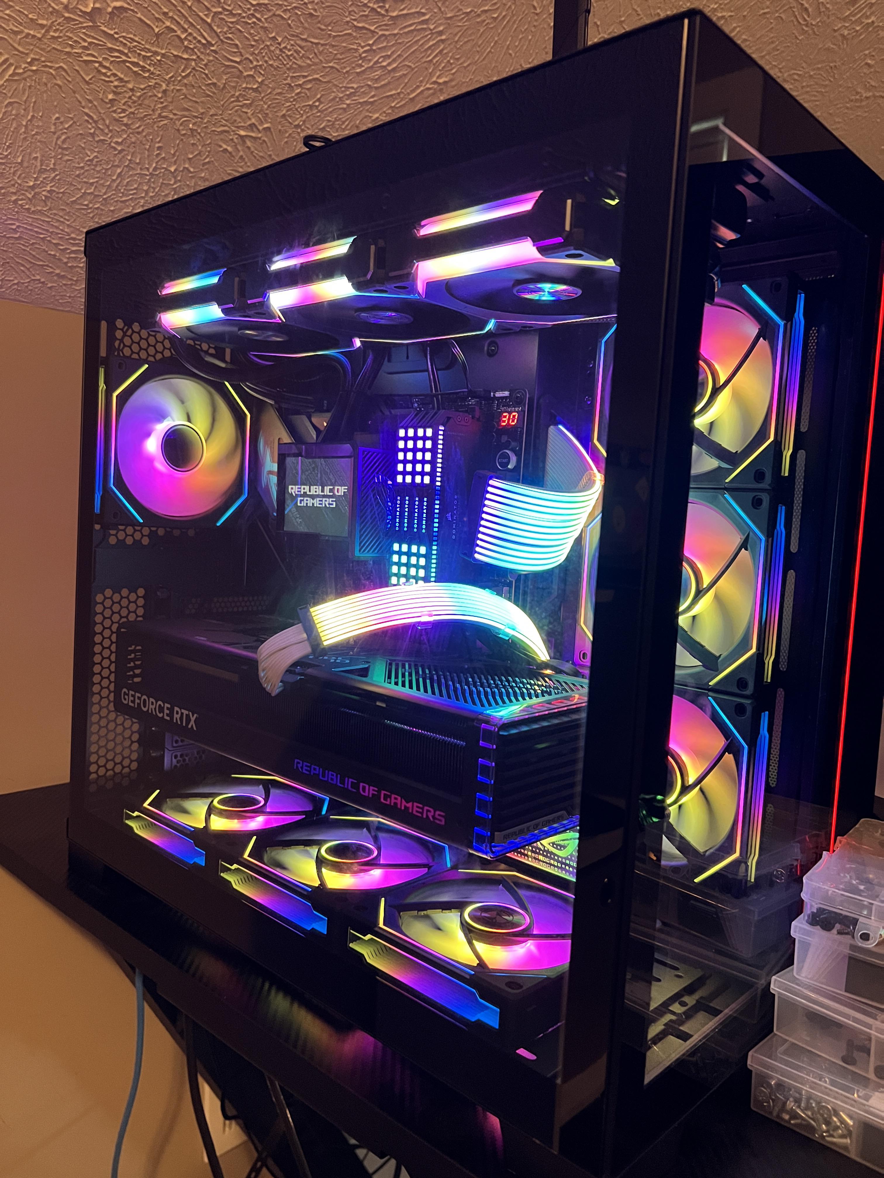 Lian Li Evo case with infinity fans and SL120v2 for AIO fans r/lianli