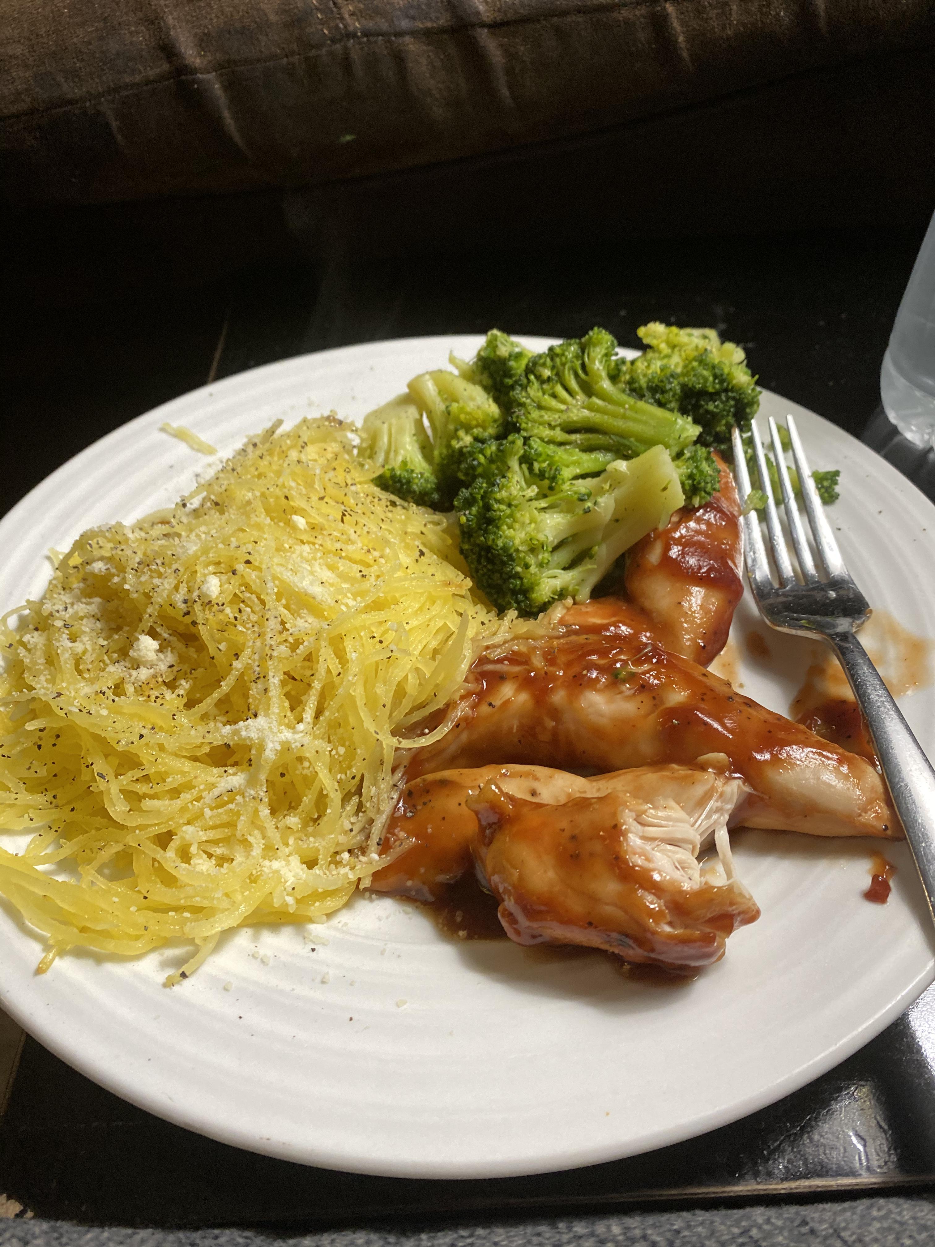 718 calories for dinner BBQ chicken breast tenderloins, broccoli and spaghetti squash sprinkled