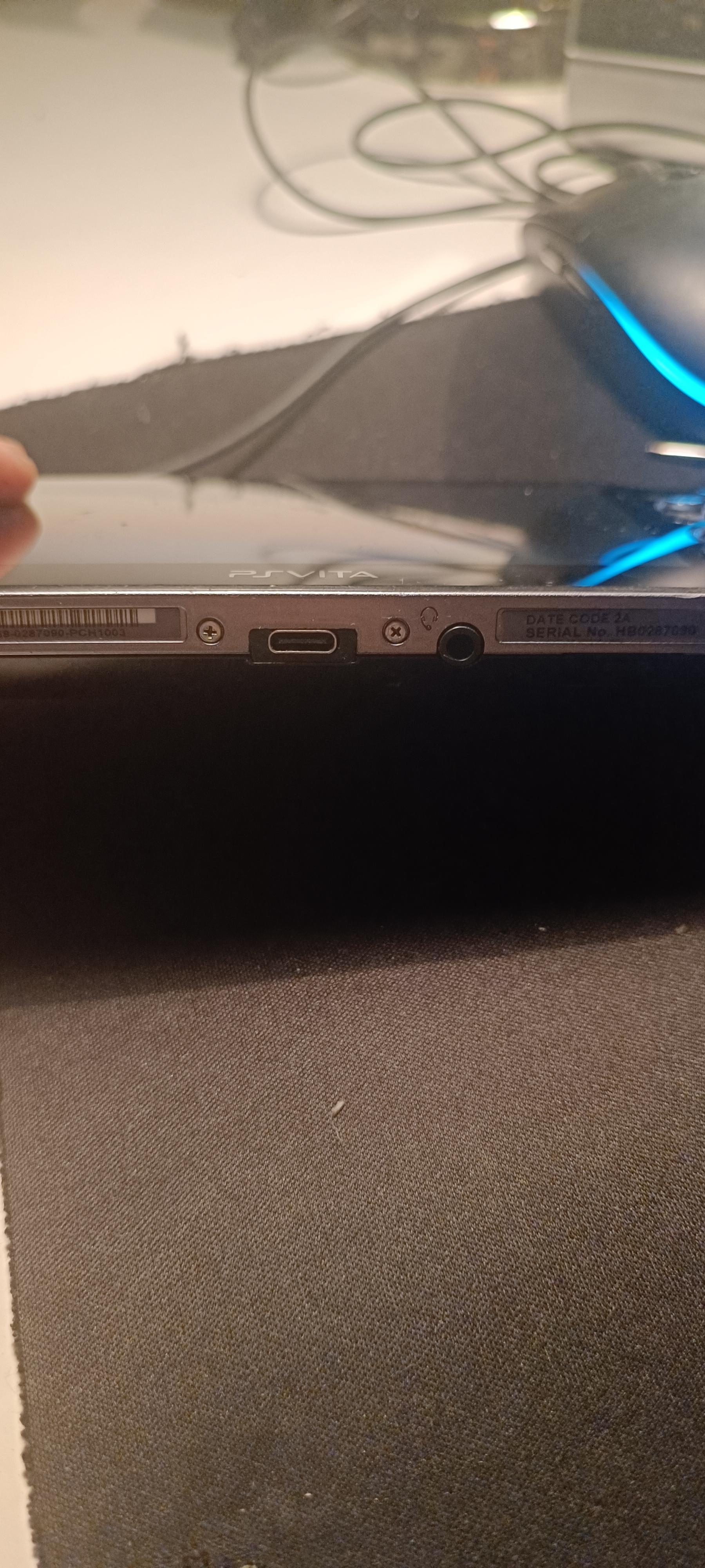 my vita finally has a usb c port vita