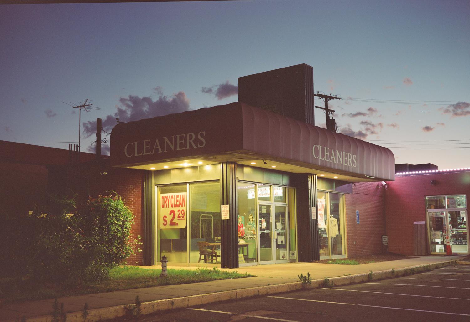 Cleaners, Alexandria VA GSW690iii Portra 800 r/analog