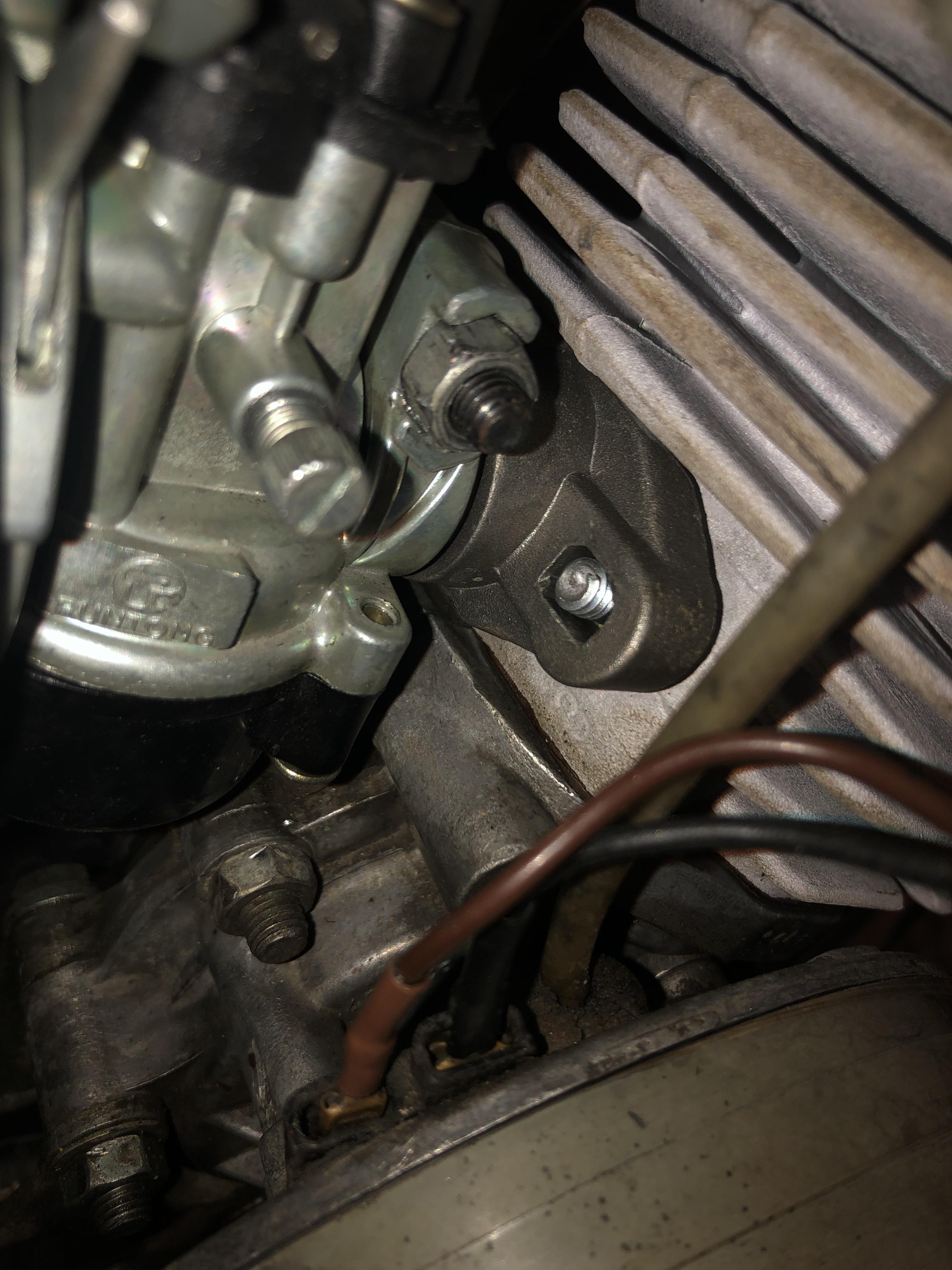 Broken bolt on intake manifold? How do I replace it? r/moped