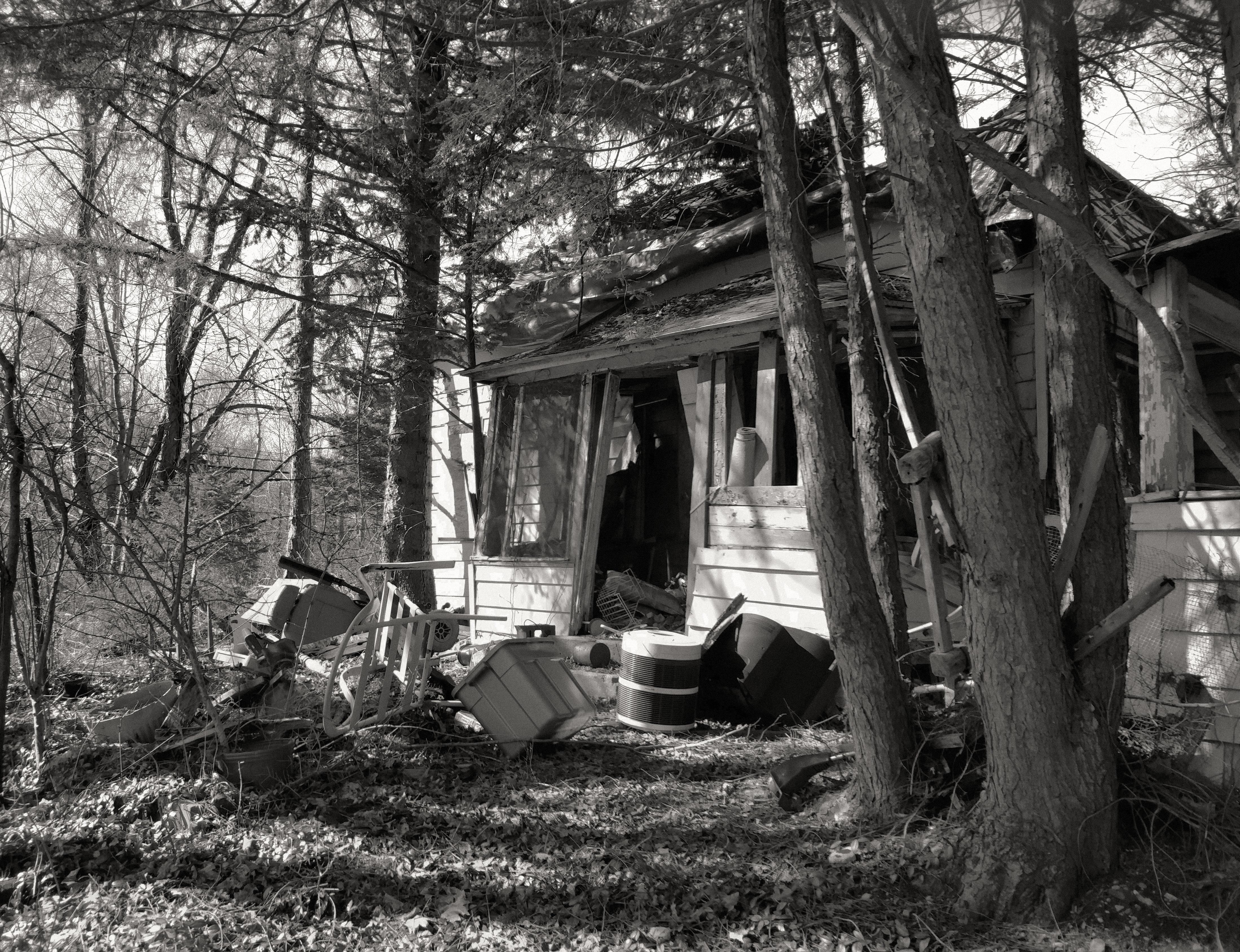 Abandoned House, Southbury. r/Connecticut