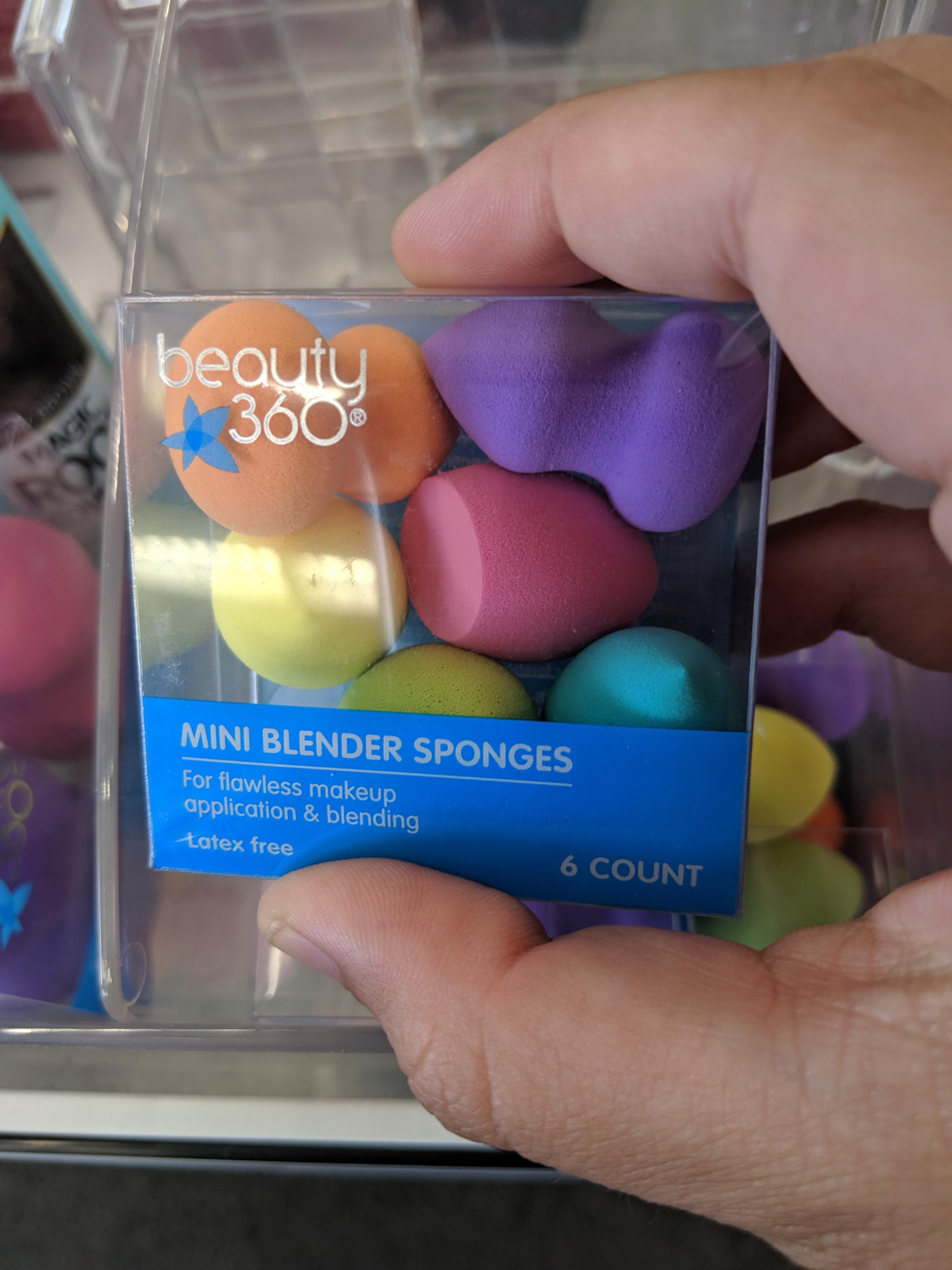 What are these, beauty blenders for ants!? r/thingsforants