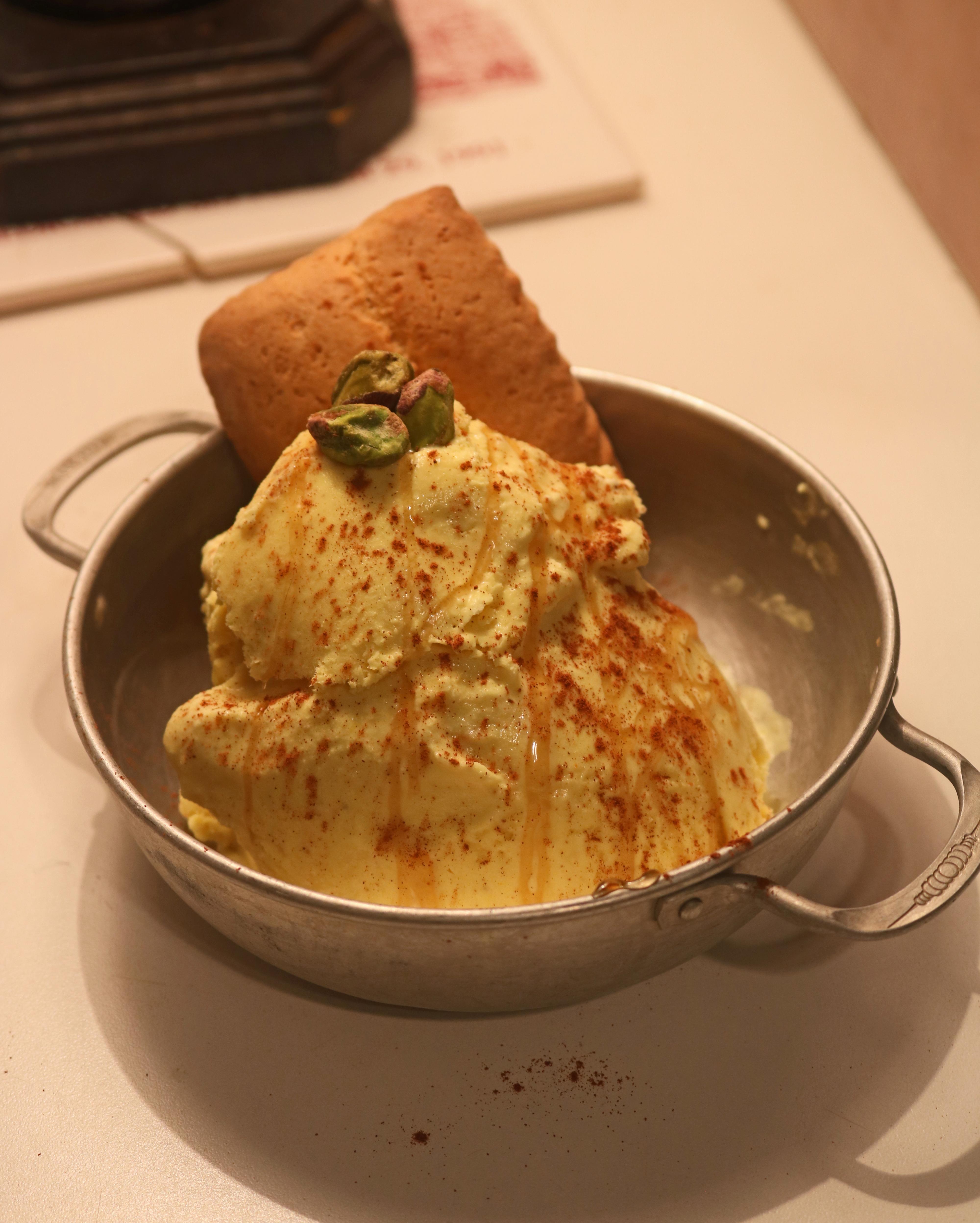 [Homemade] Saffron & Honey Ice Cream. Made with Goats Milk. Biscotti