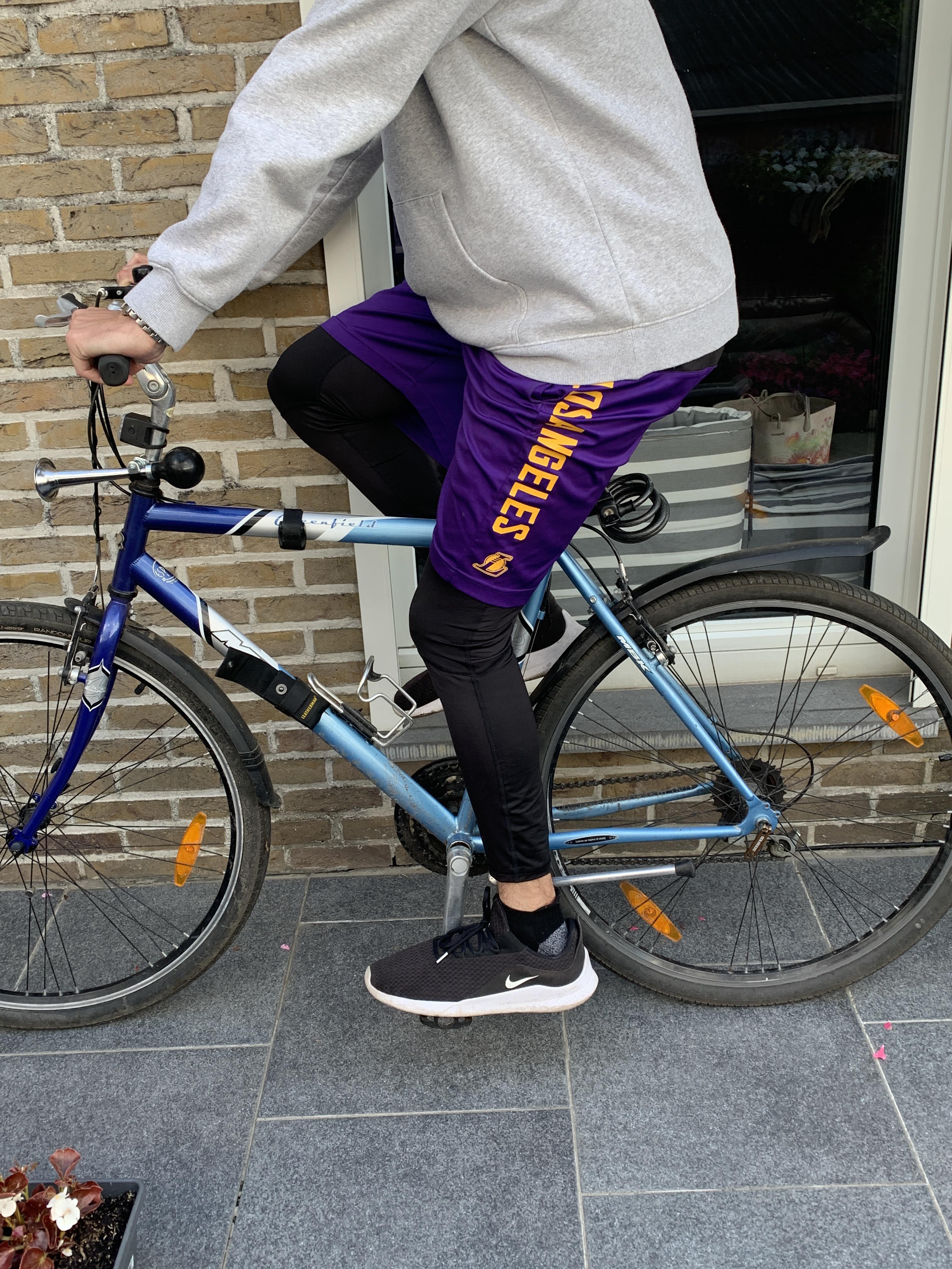 Do you think the seat is high enough? I’ve had knee pain for some weeks