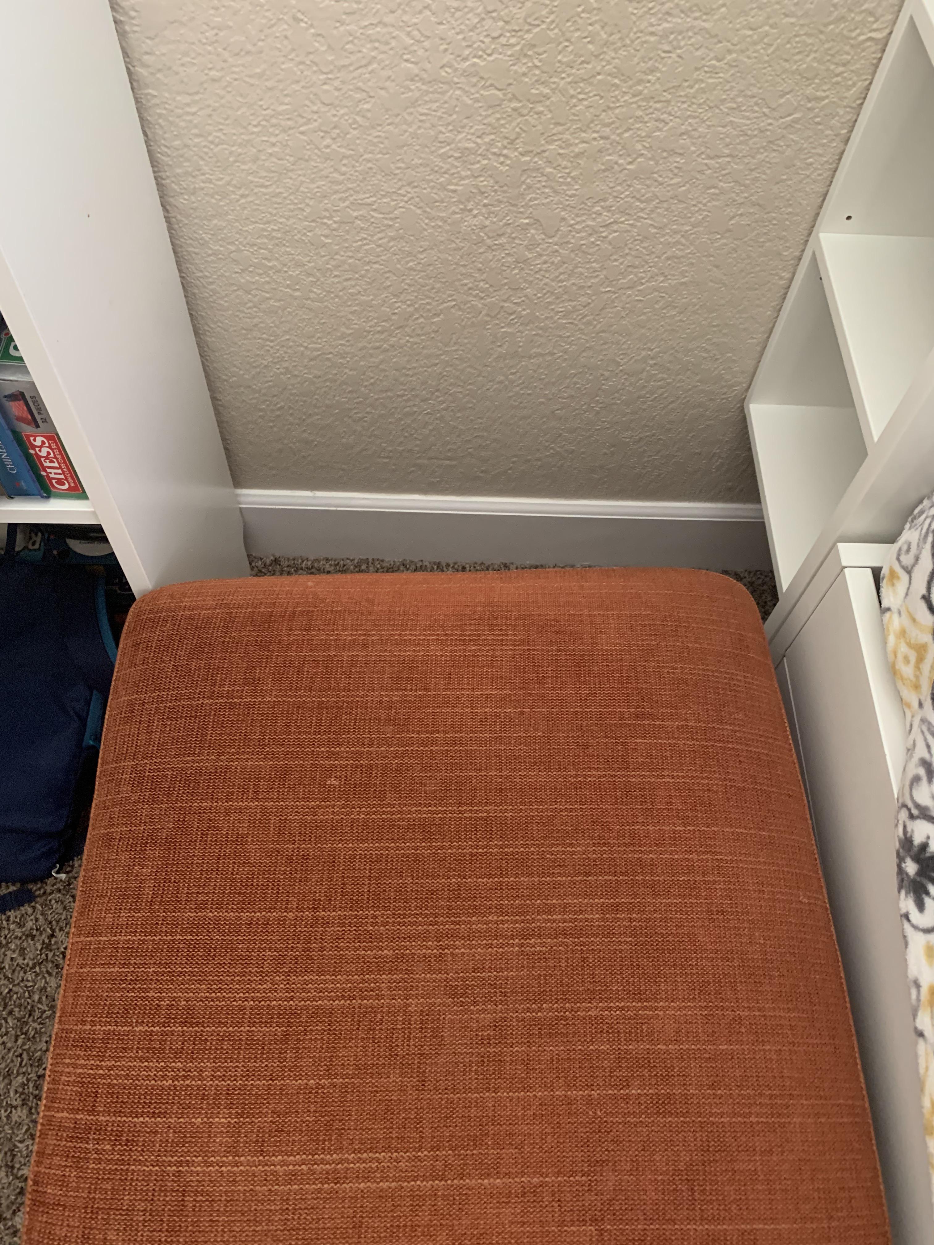 Chair won’t fit due to handle on my bed / r/mildlyinfuriating