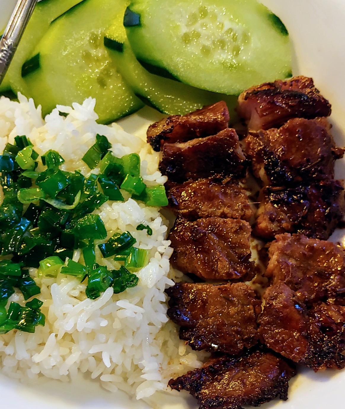 [Homemade] grilled lemongrass pork r/food