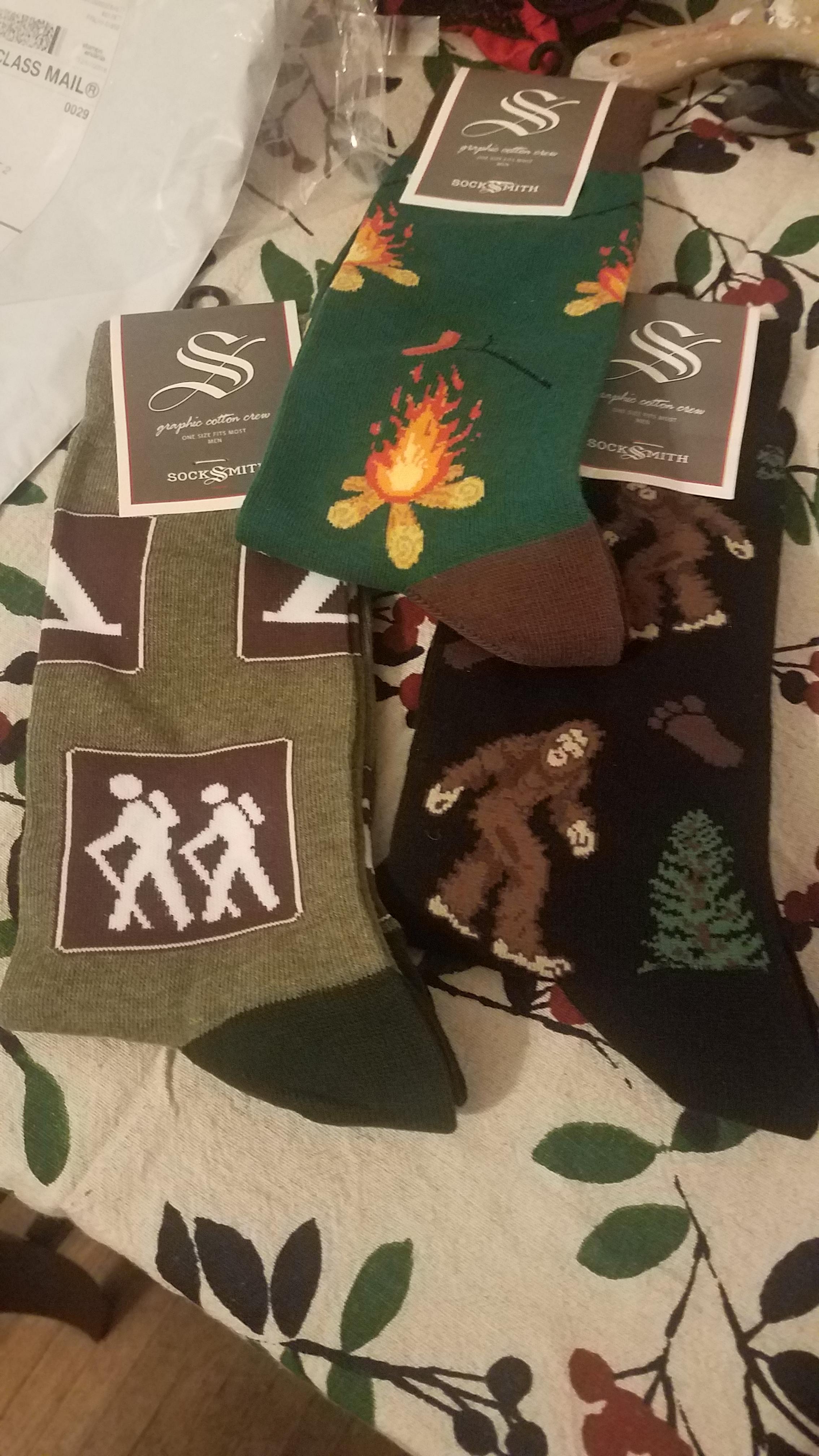 Christmas gift for my husband so he can bring the outdoors to work r