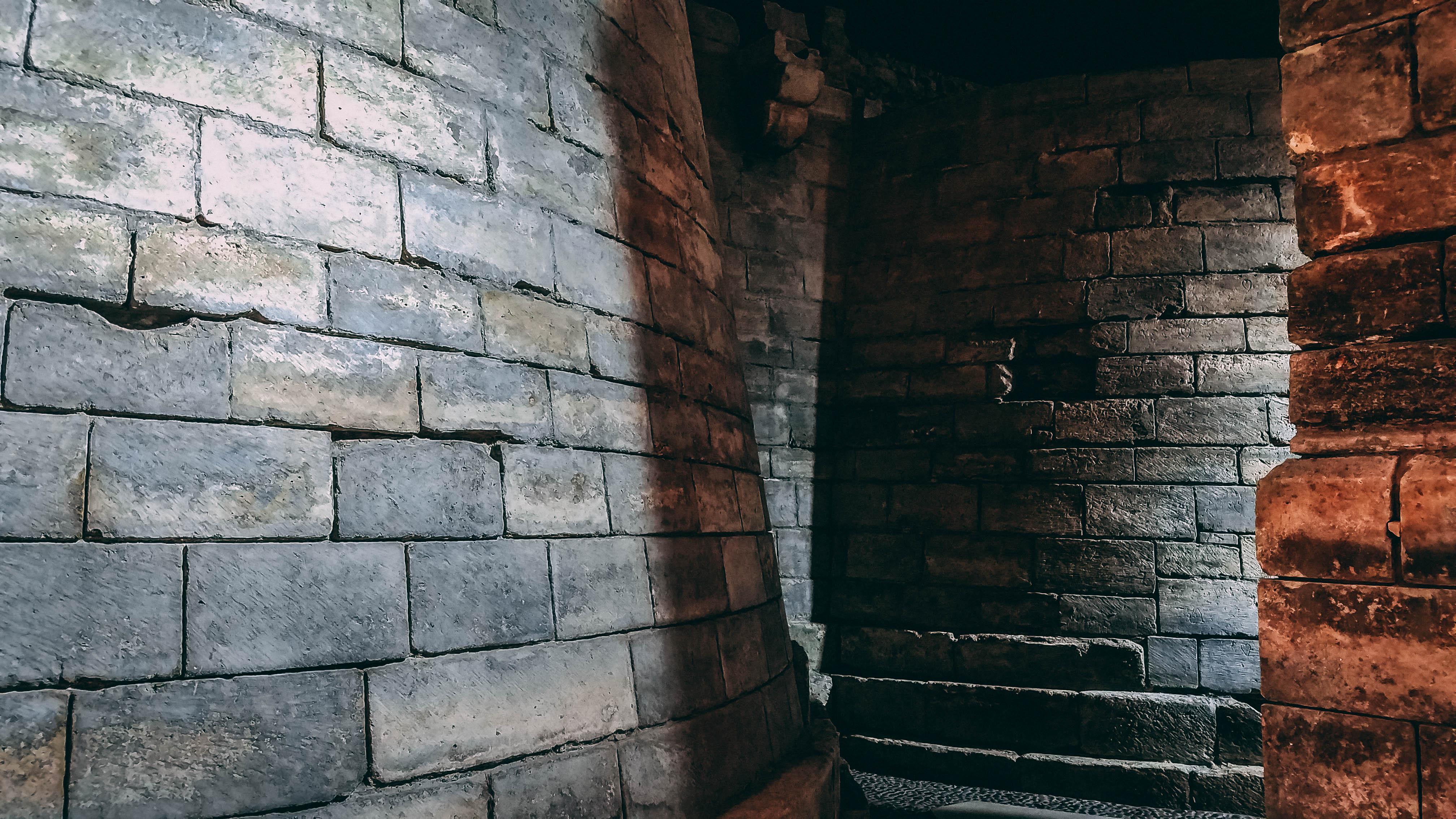 These castle walls though [1920×1080] r/ArchitecturePorn