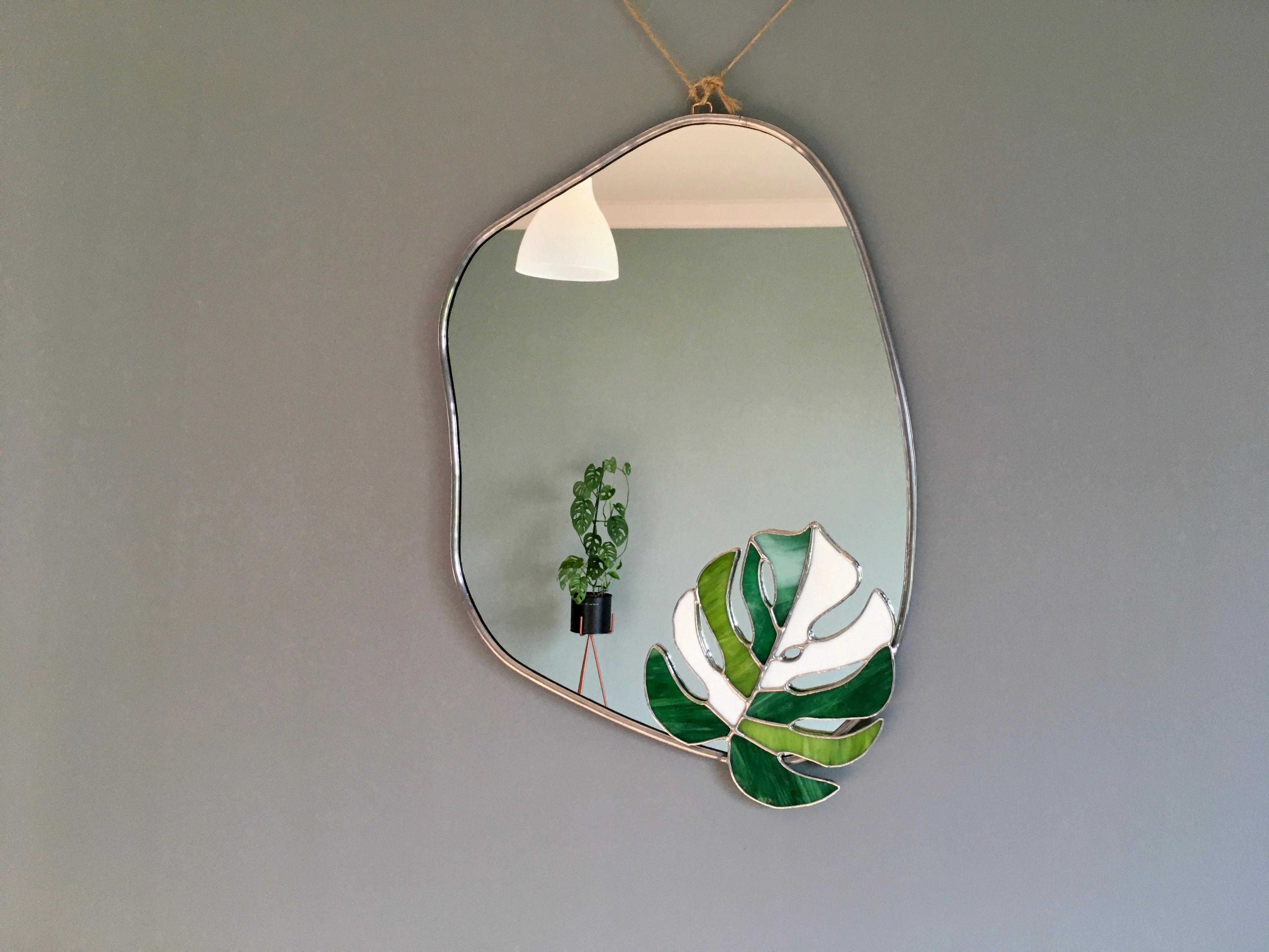 Variegated Monstera albo Stained glass Mirror. I used the figure on