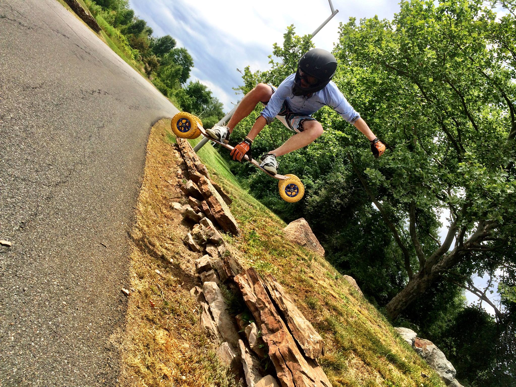 I love long boarding, but is there any love for mountain boarding here