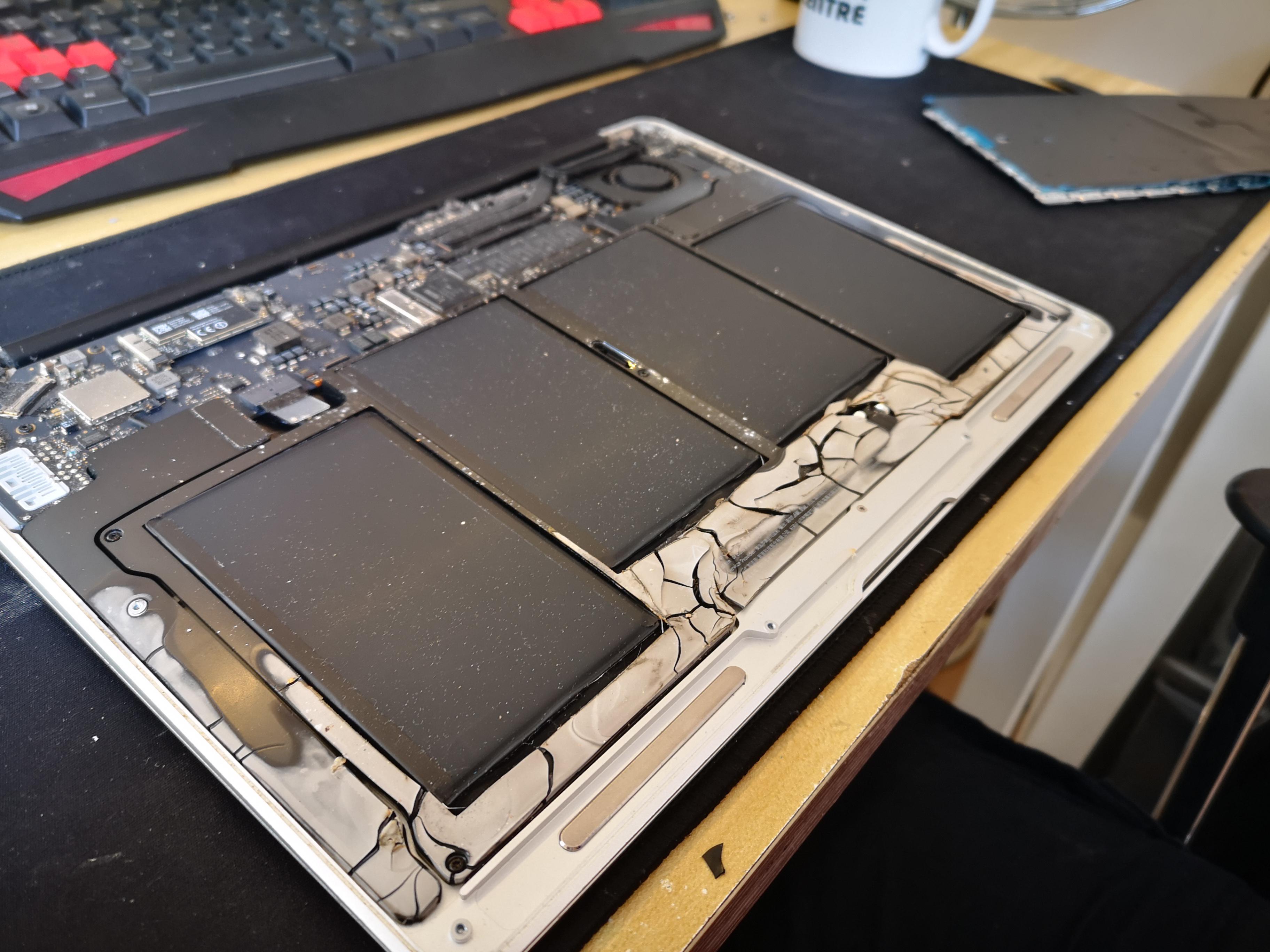 Looks like acetone damage r/techsupportgore