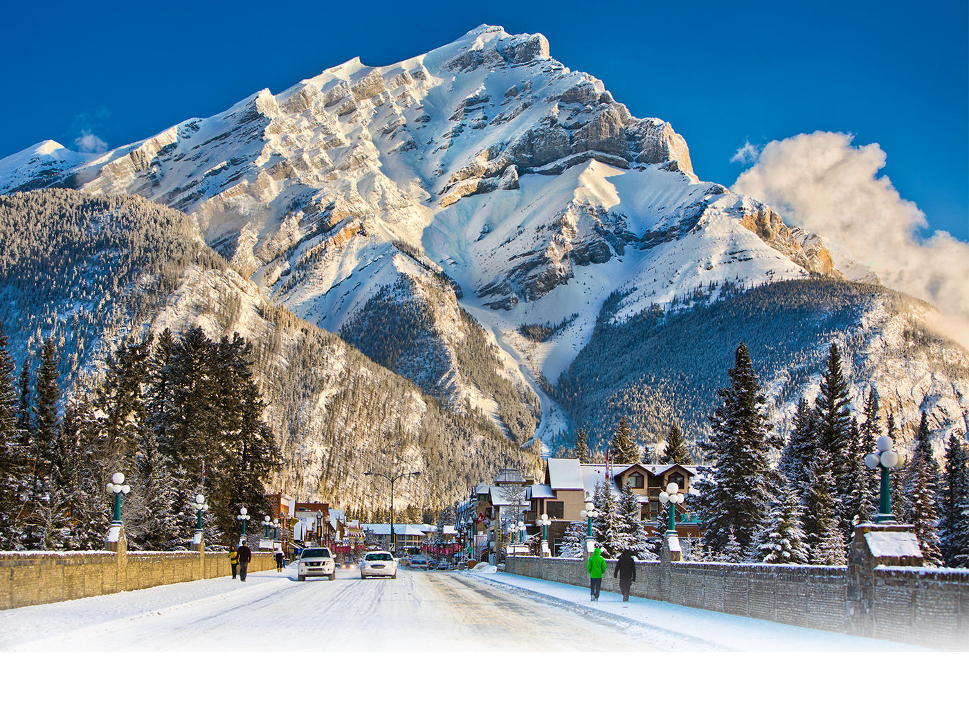 The Canadian Rockies are absolutely stunning r/pics