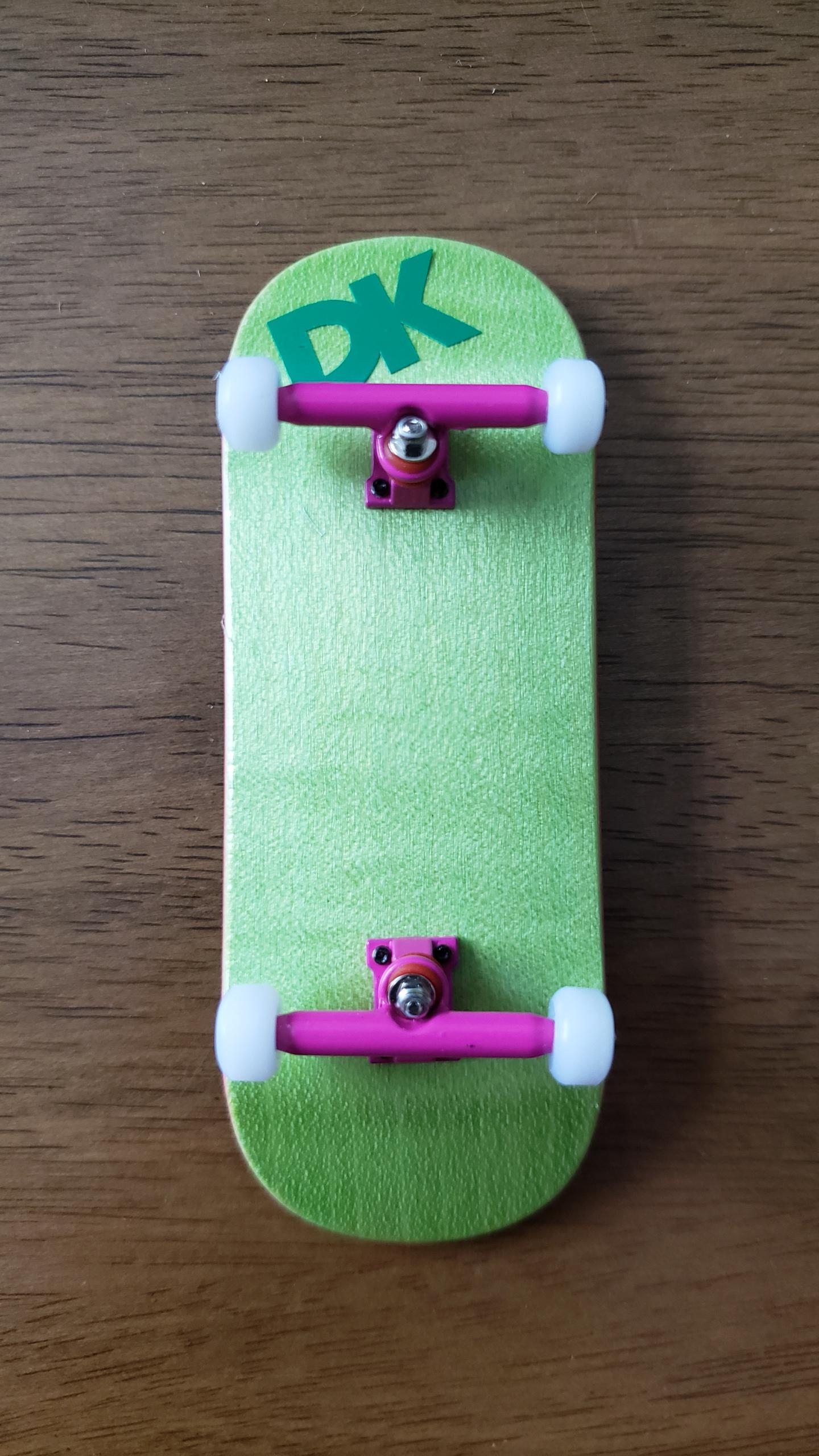 First pro fingerboard DK popsicle complete ) r/Fingerboards