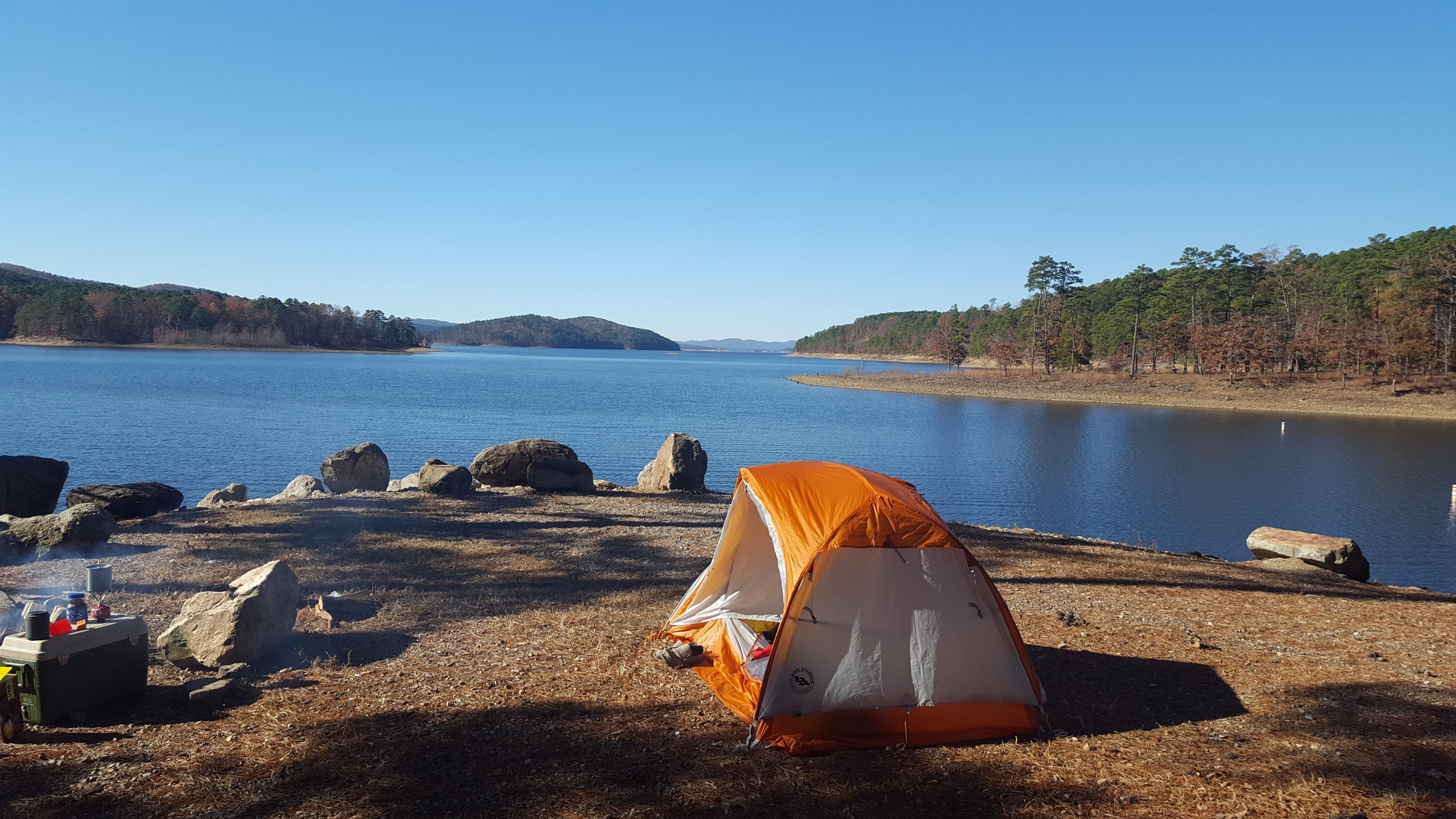 Lake Ouachita, Arkansas r/camping