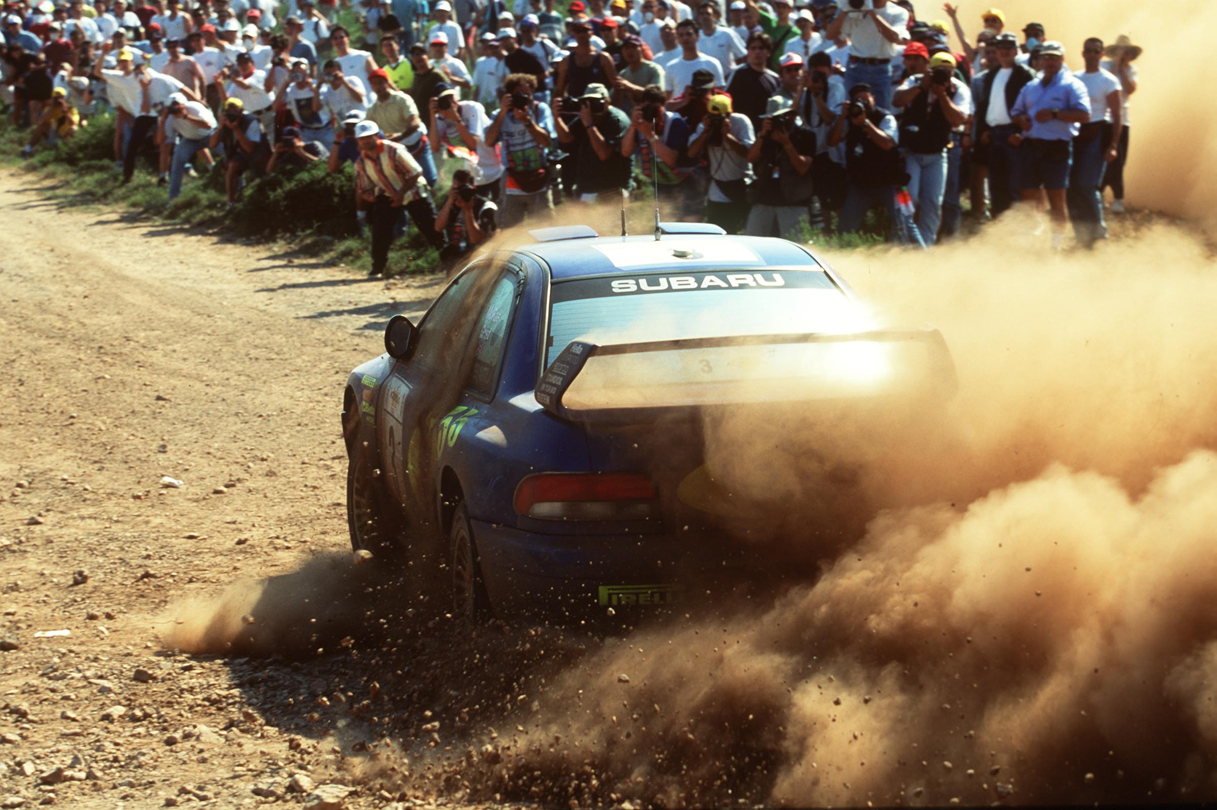 22B throwing dust r/RallyPorn