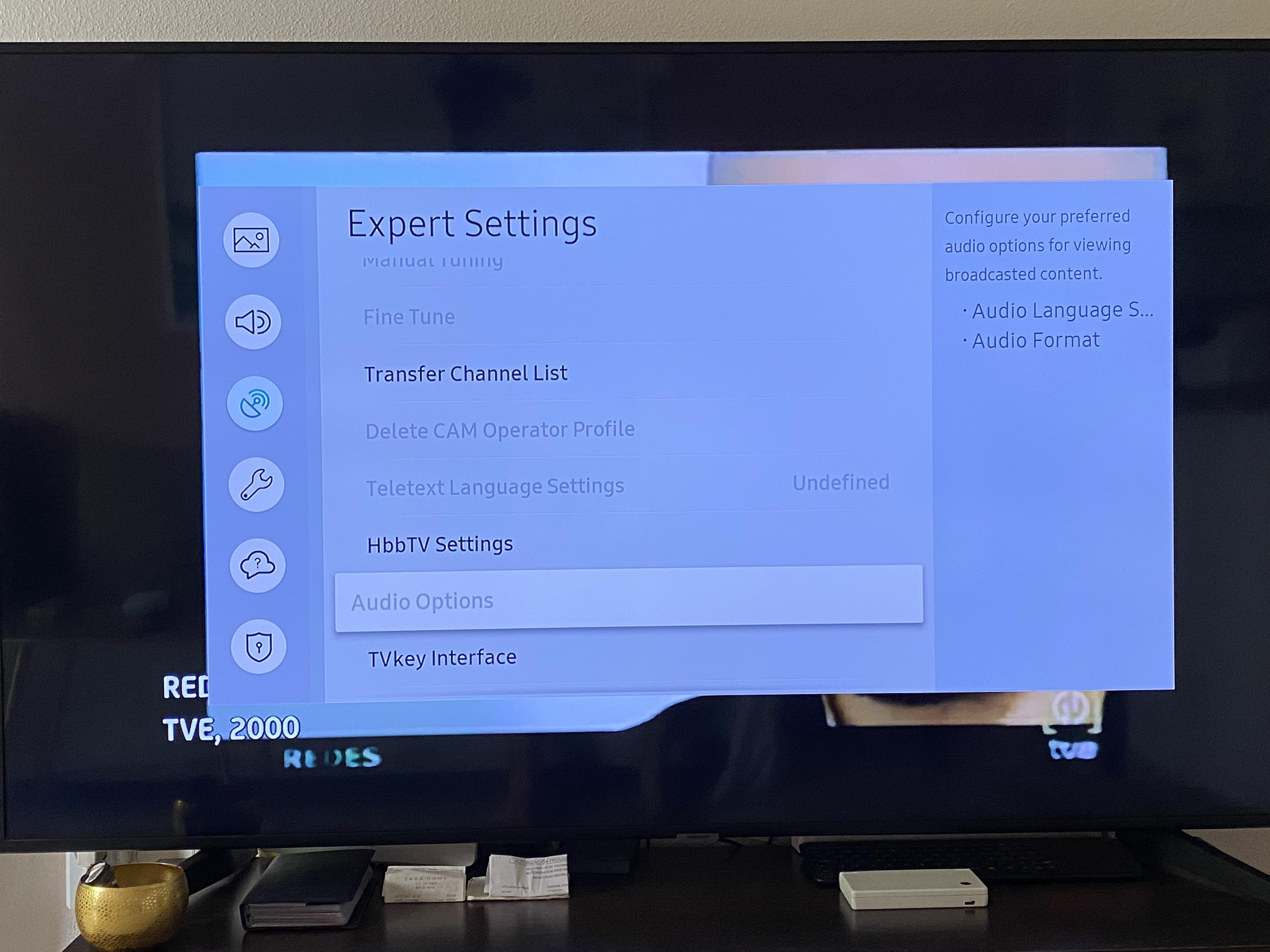 Audio options always grayed out on Samsung ue65ru7025kxxc ? r
