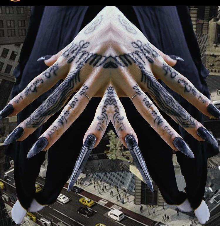 nails done⚔️💅🏻 r/Grimes