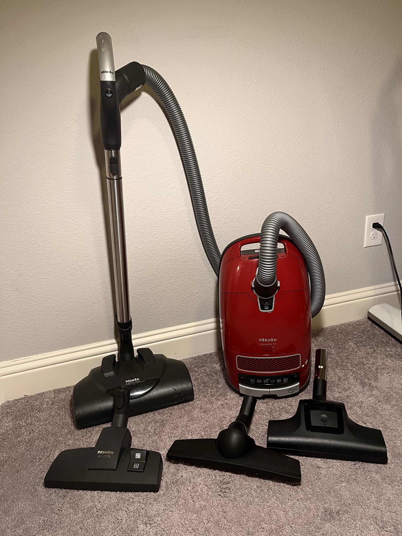 Shopping Center Plan AutoCAD File DWG, 43 OFF